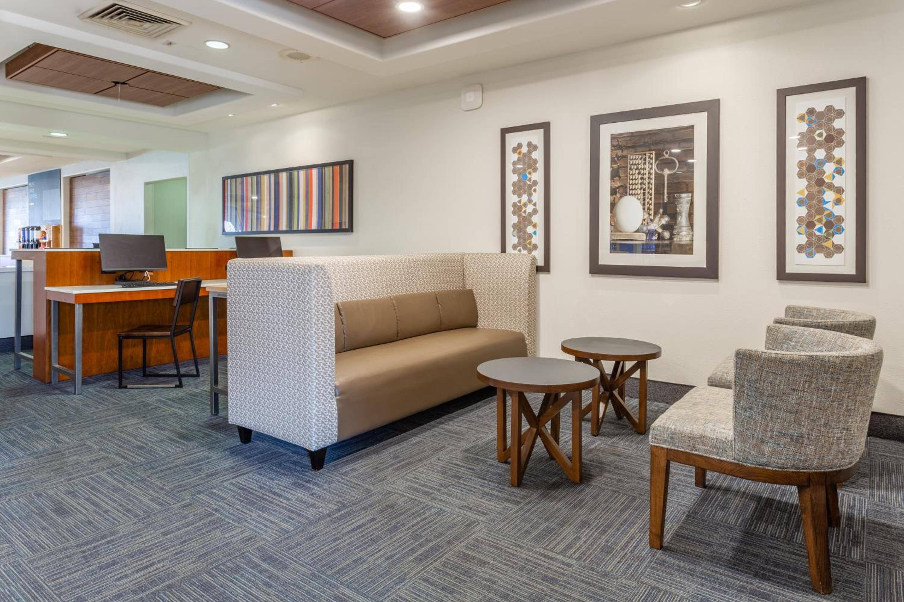 Holiday Inn Express Rockford-Loves Park by IHG