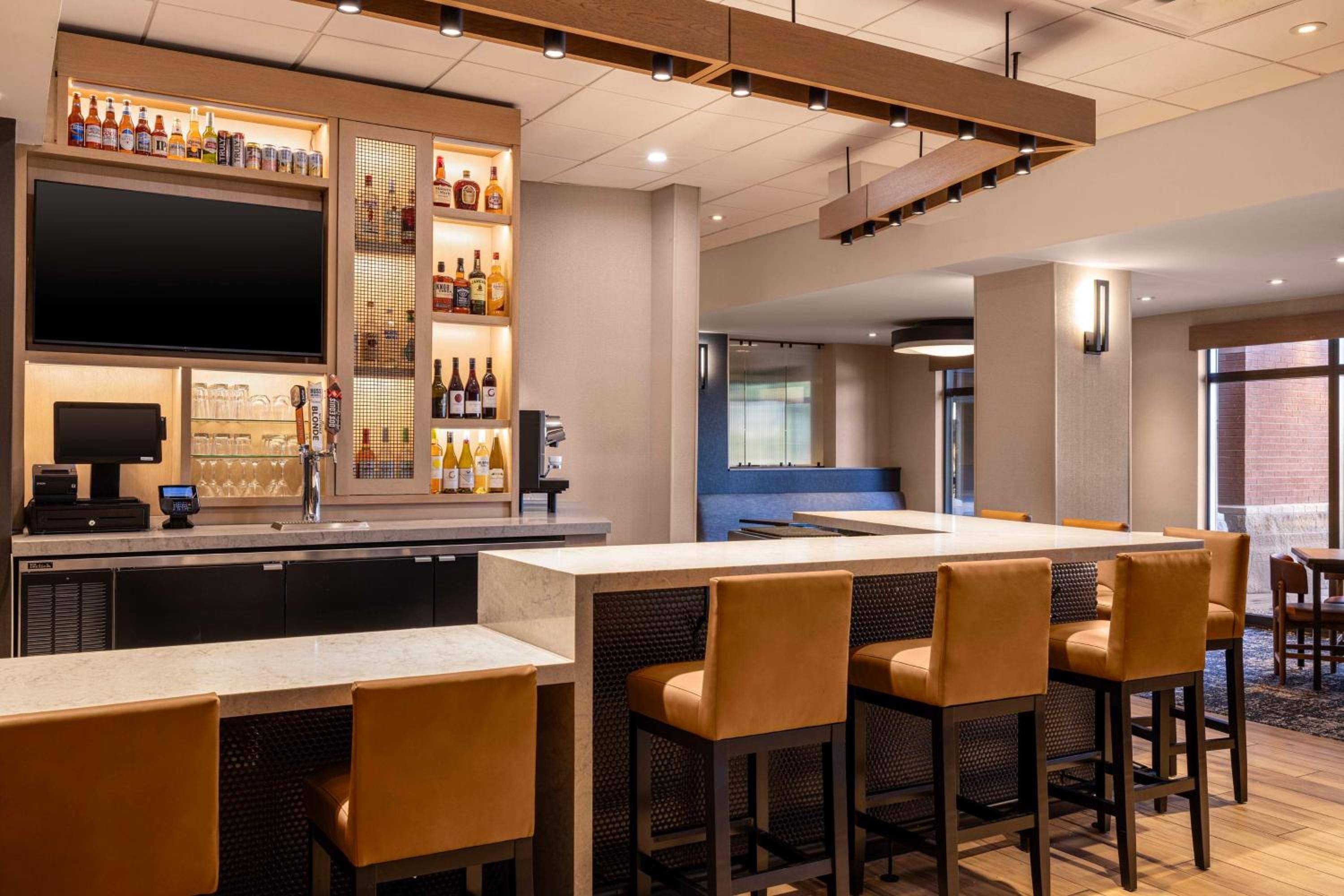 Hyatt Place Tempe Phoenix Airport