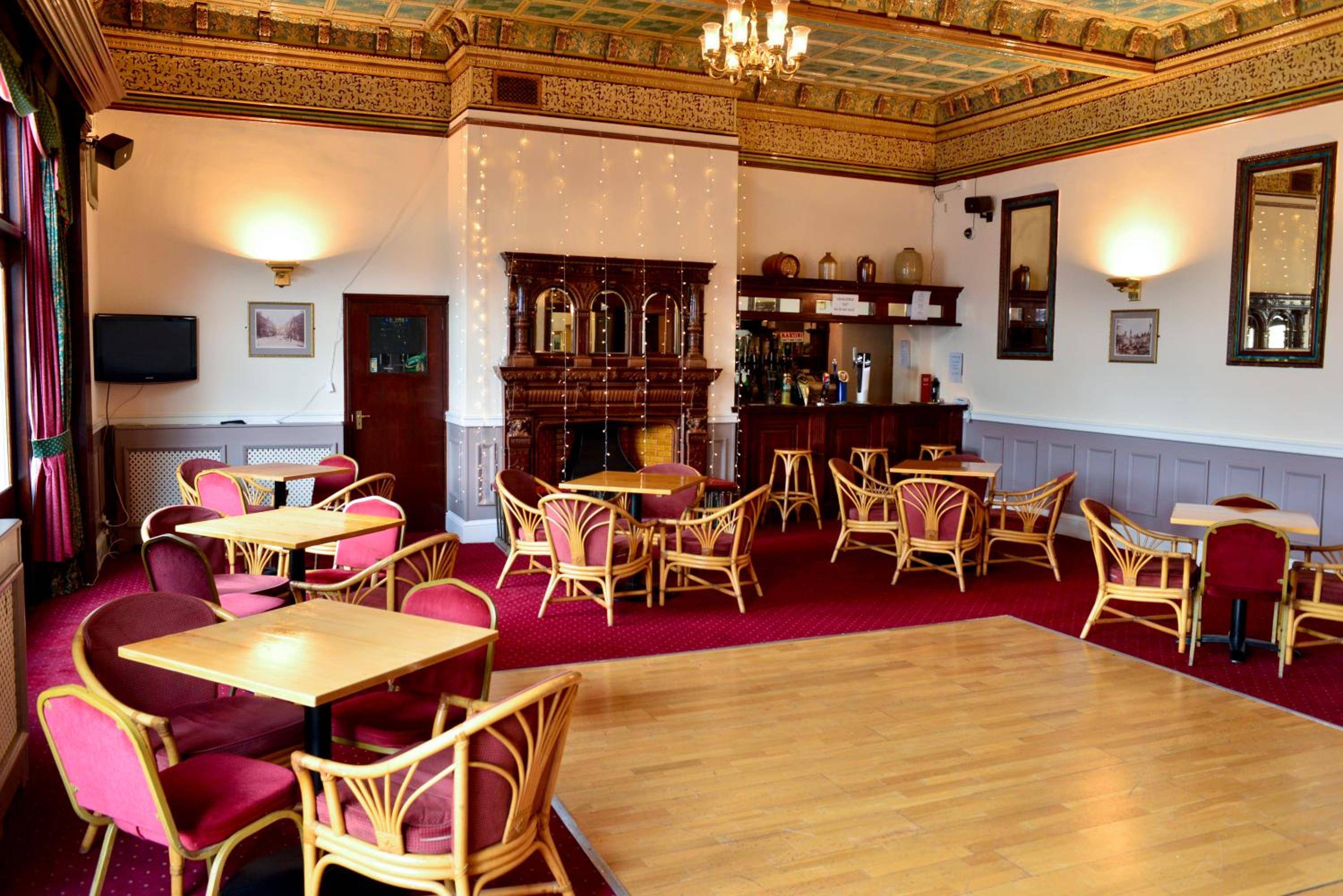 The County Hotel