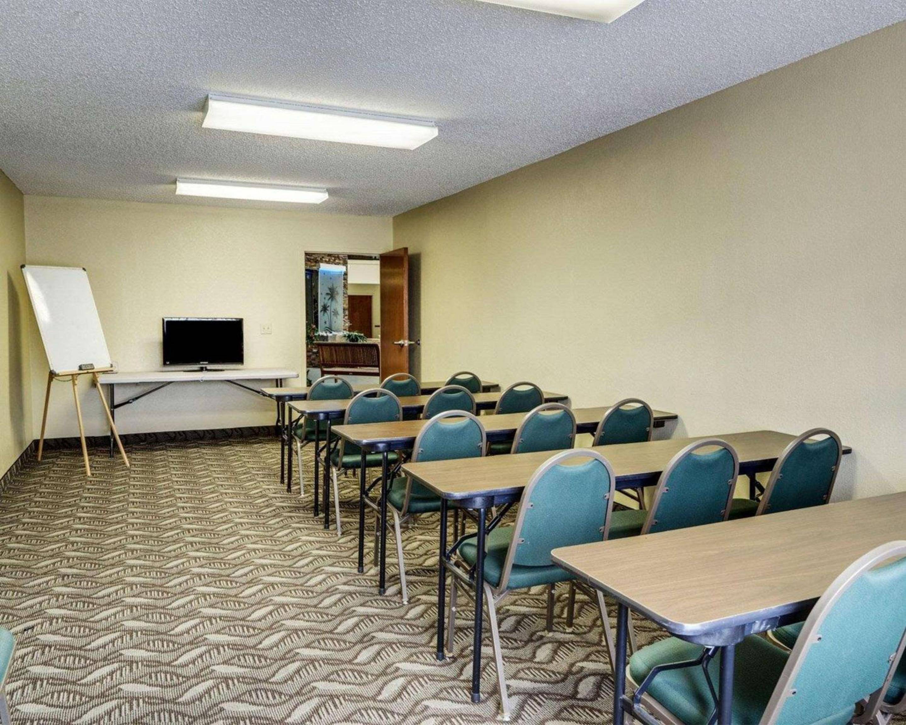 Quality Suites Baton Rouge East - Denham Springs
