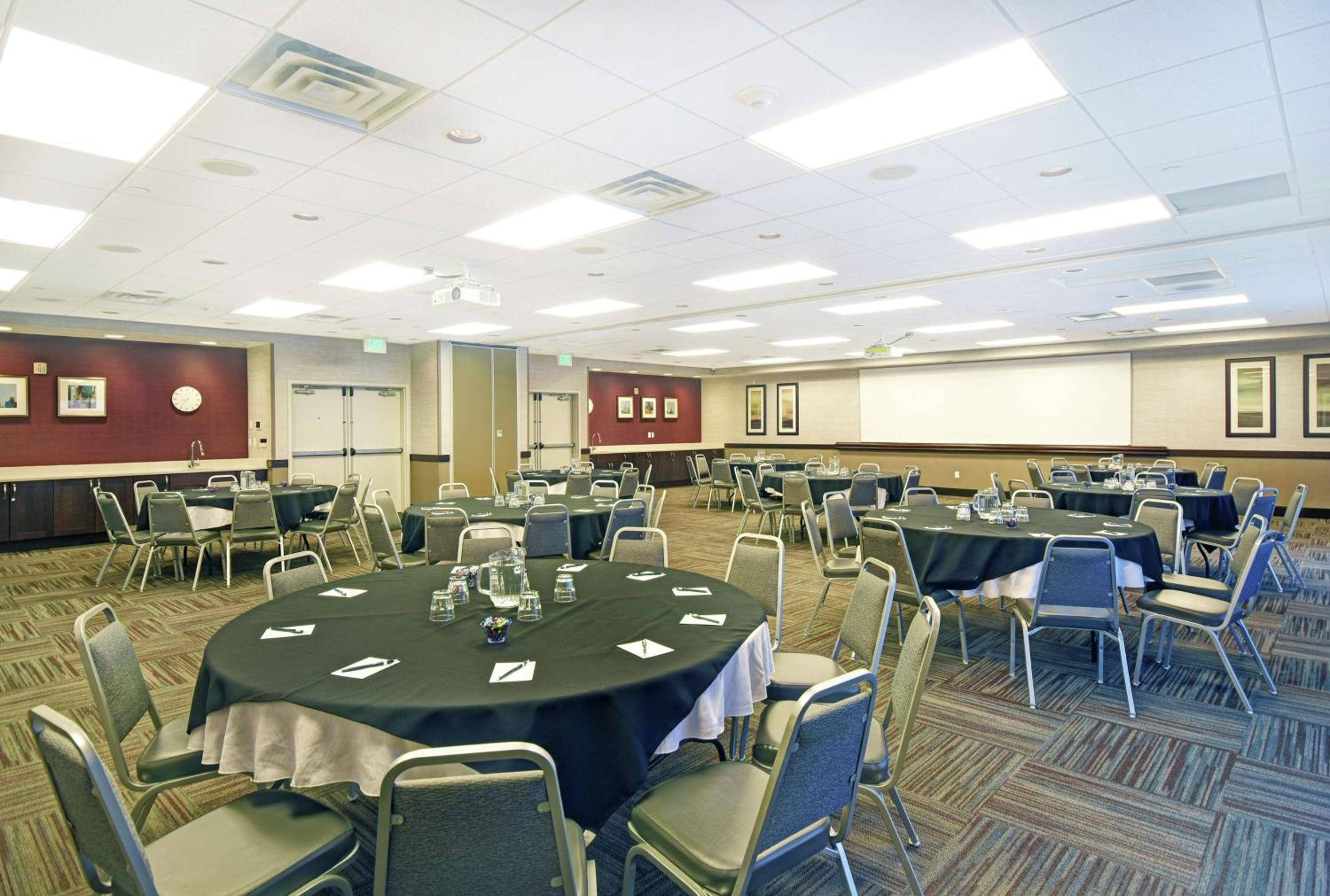 Homewood Suites by Hilton Denver International Airport