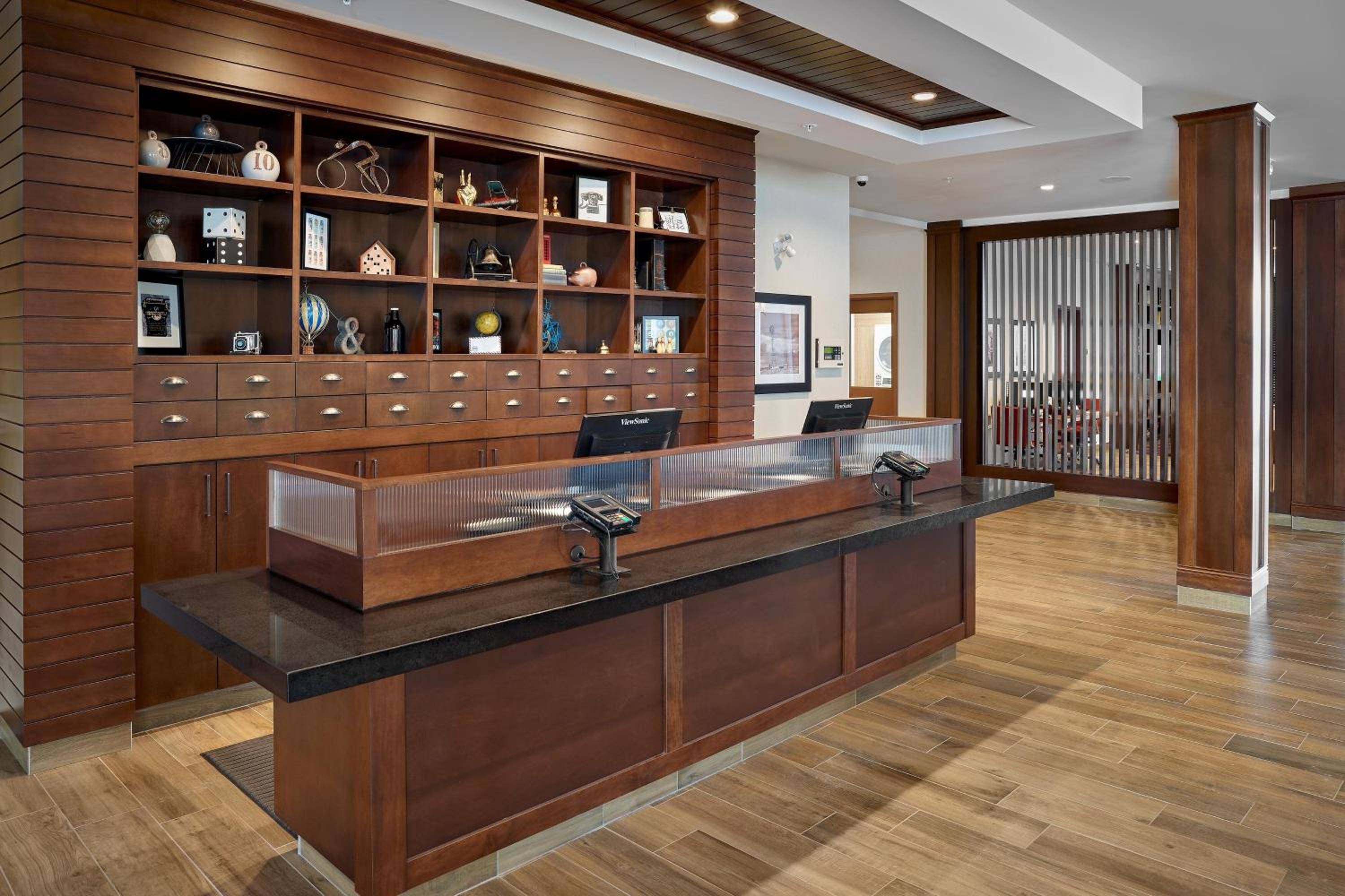 Four Points by Sheraton Edmonton West