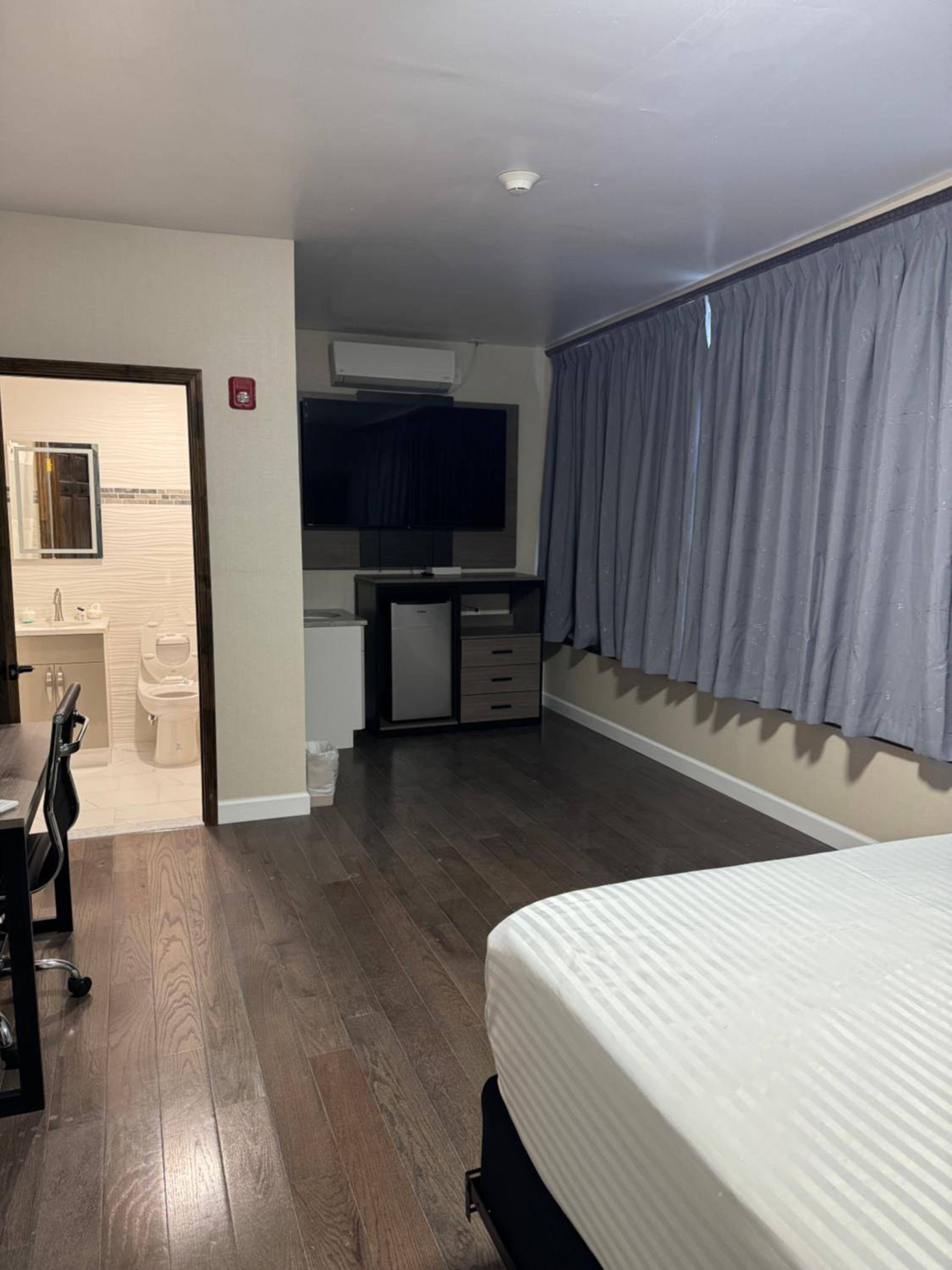 Dream Hotel Bronx