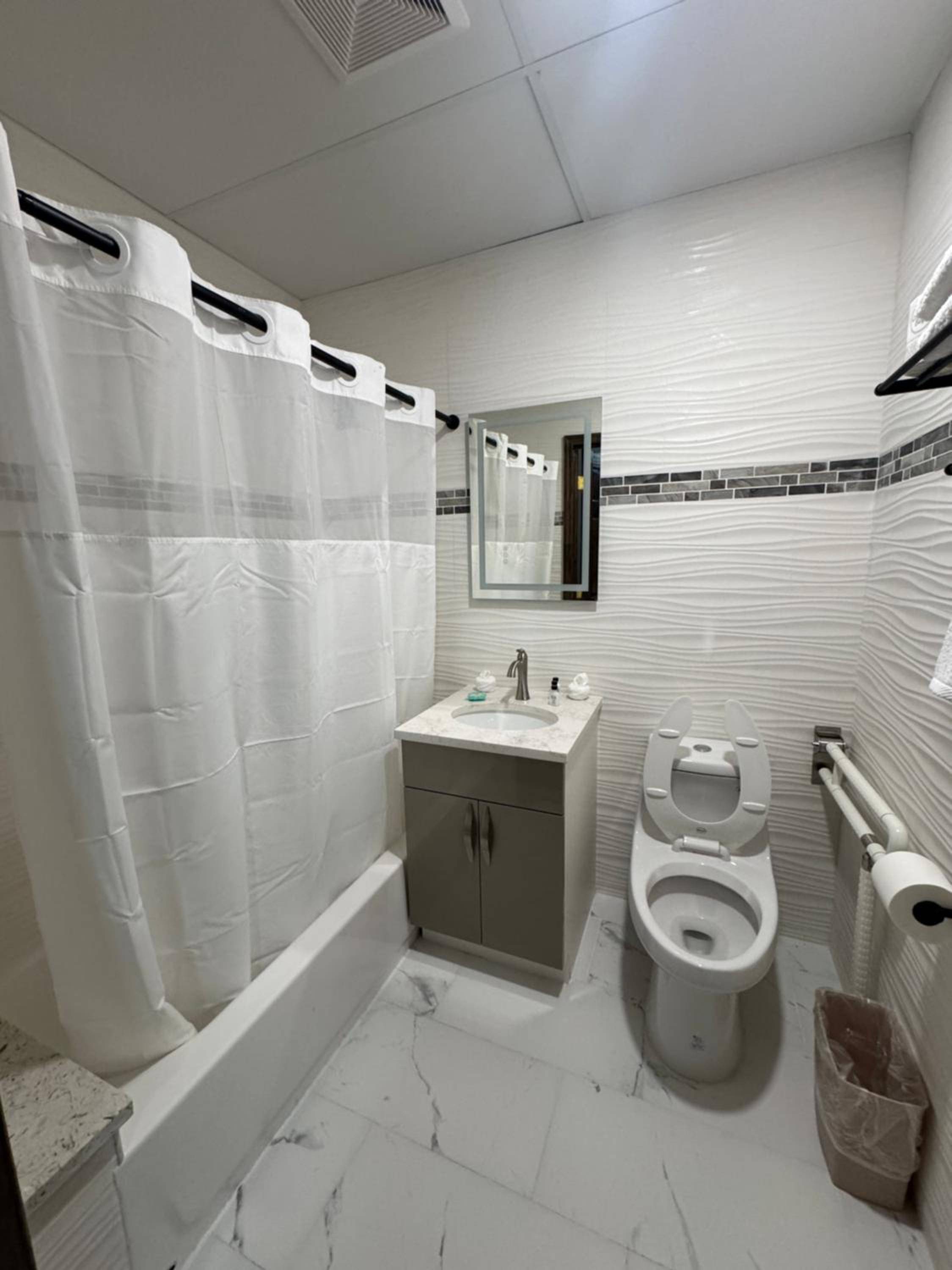 Dream Hotel Bronx