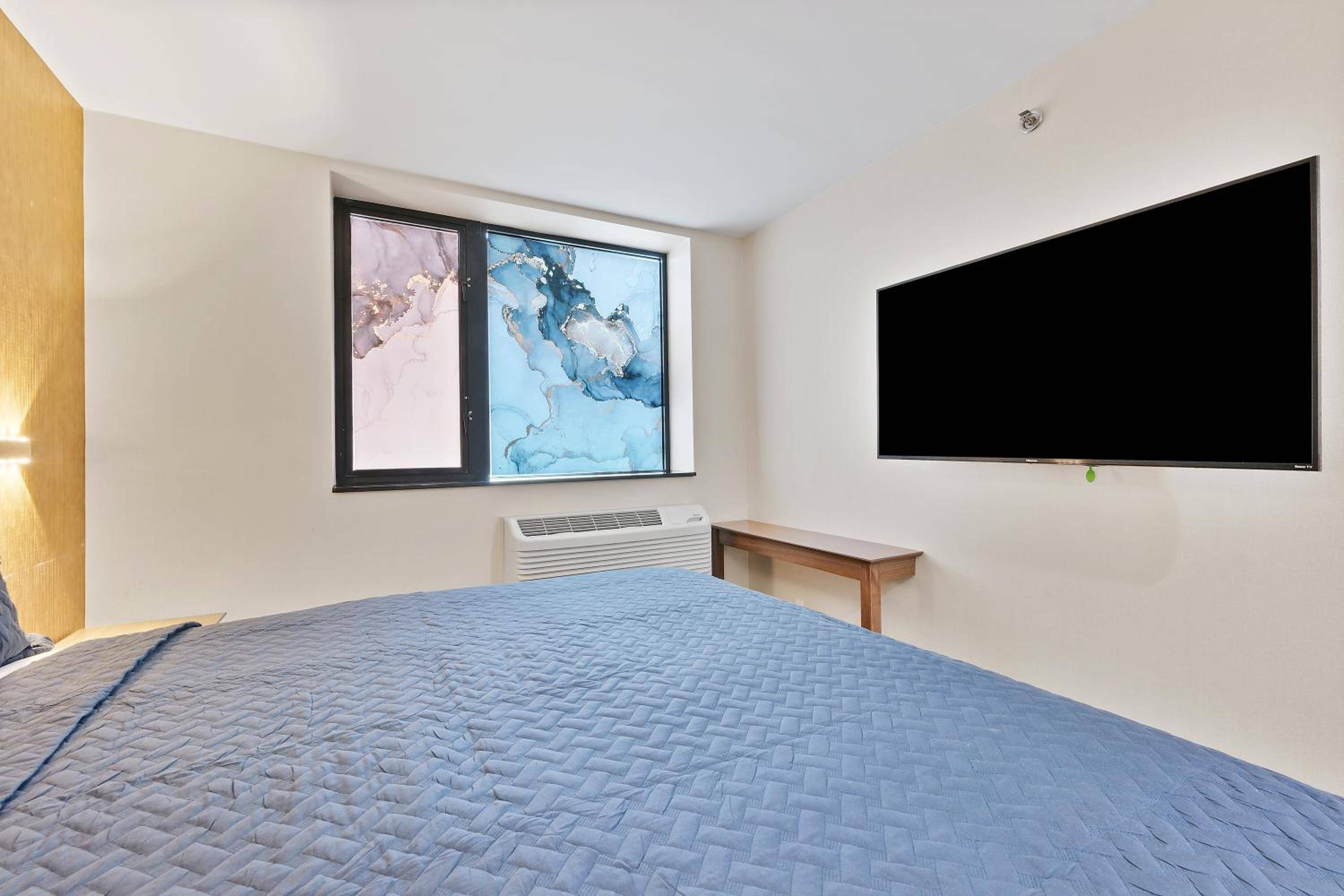 Casa Blanca Hotel Brooklyn