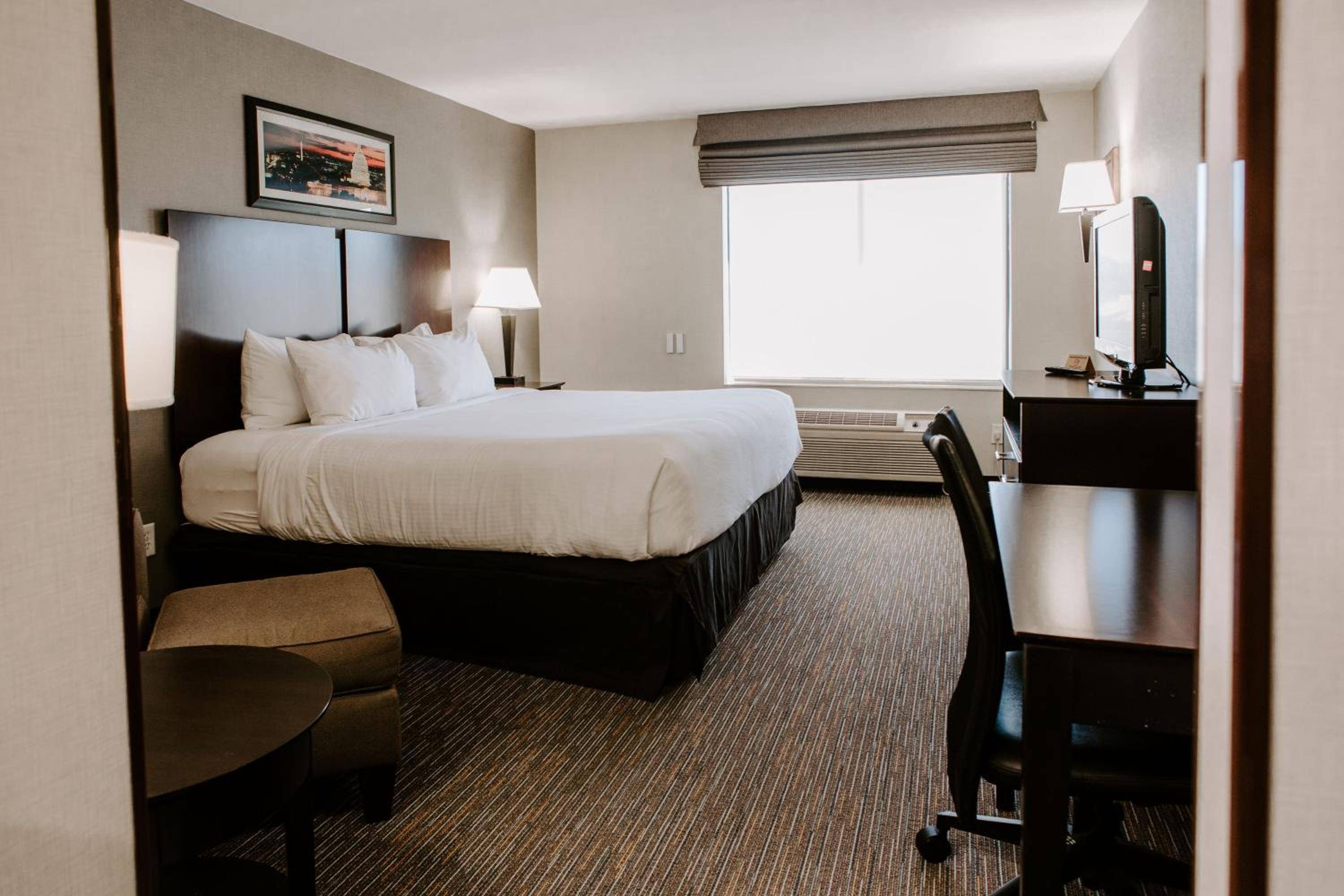 Wingate by Wyndham Chantilly / Dulles Airport