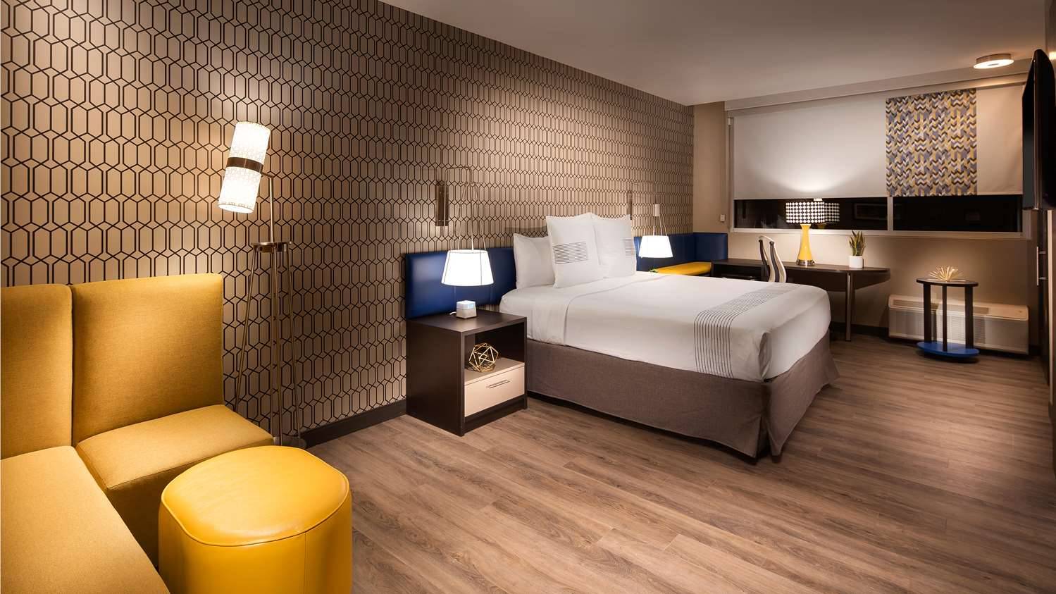 GLo Best Western Nashville Airport