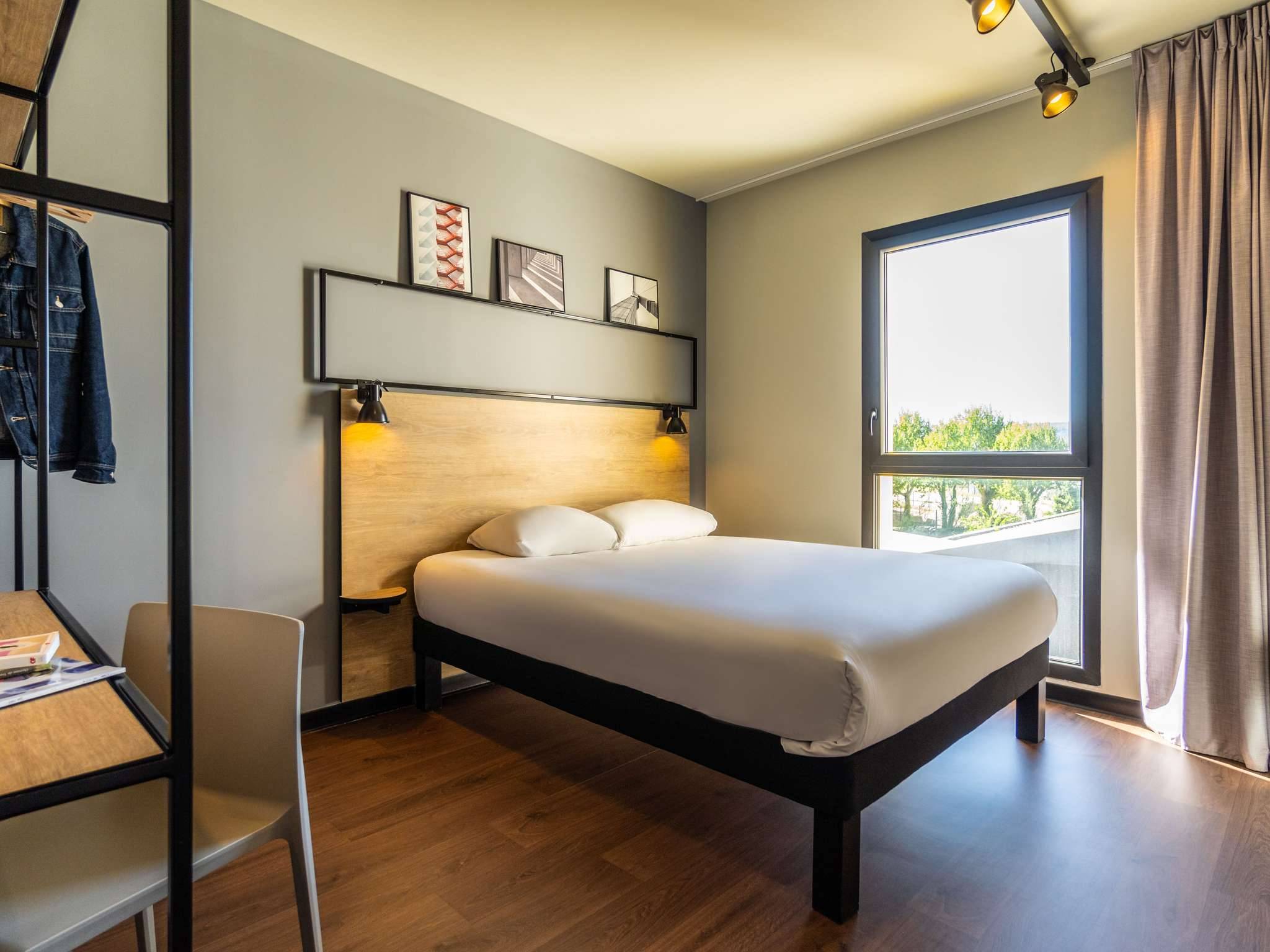 ibis Marseille Marignane Technopole