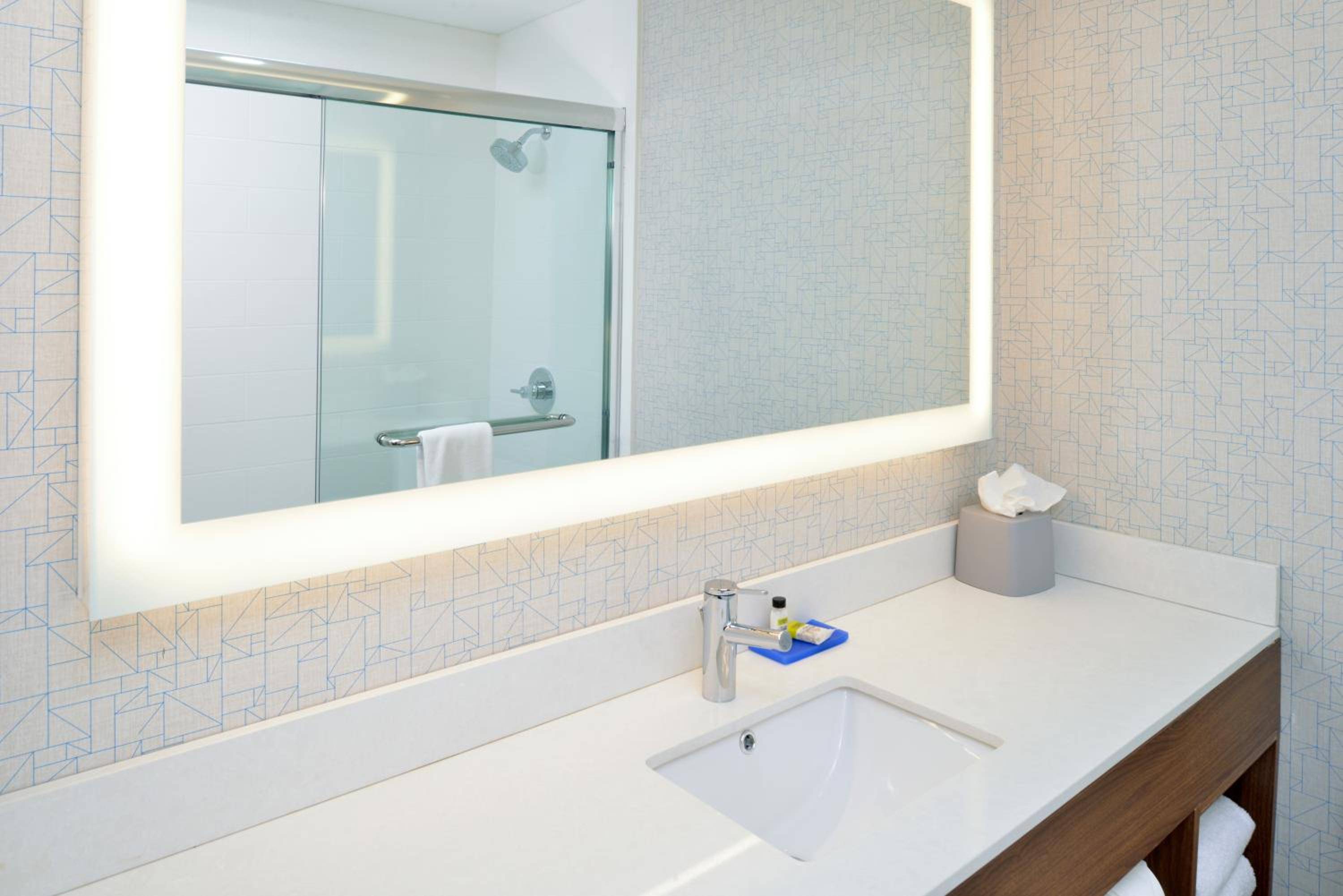 Holiday Inn Express - Santa Rosa North by IHG