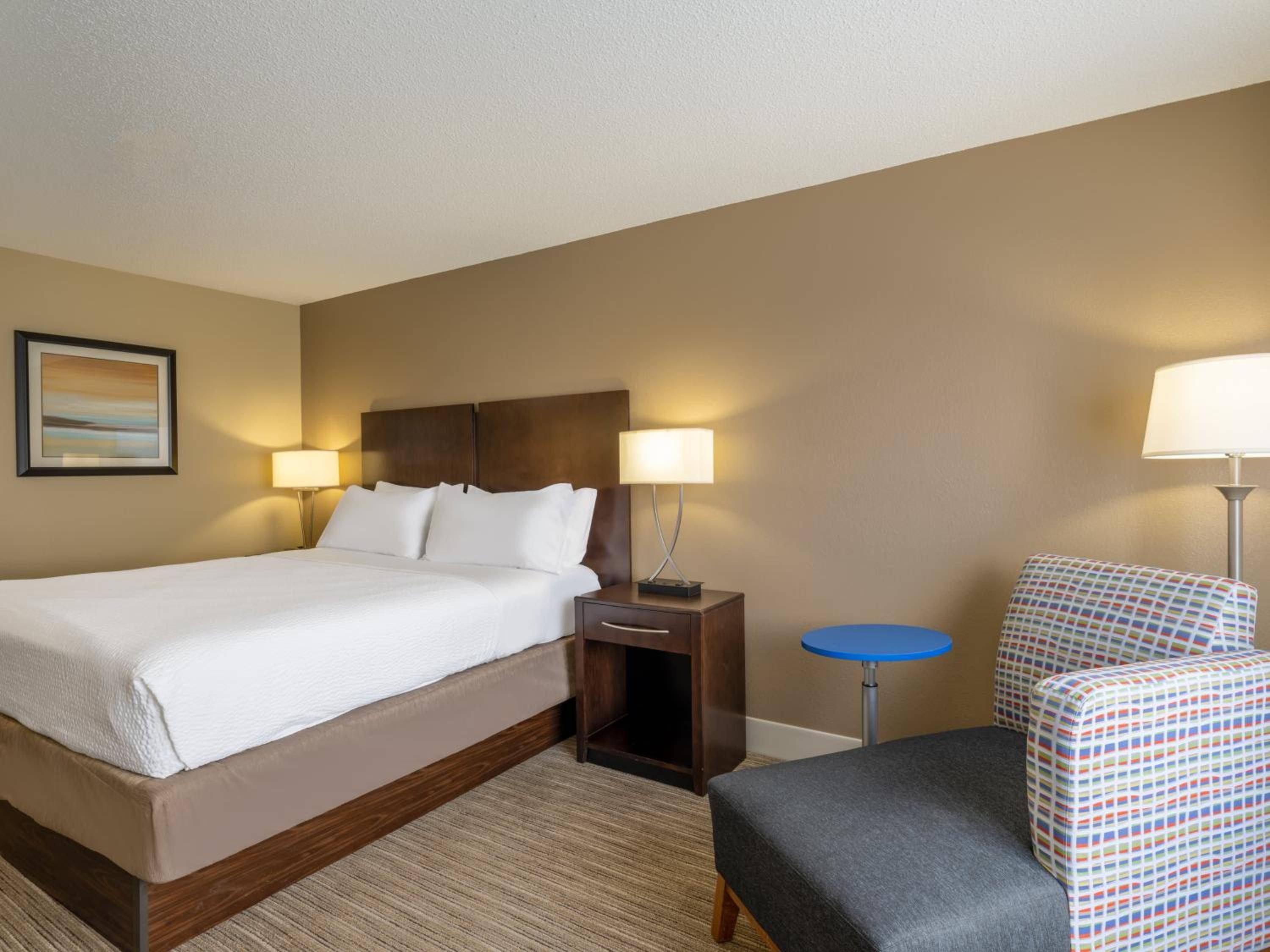 Holiday Inn Express Gas City by IHG