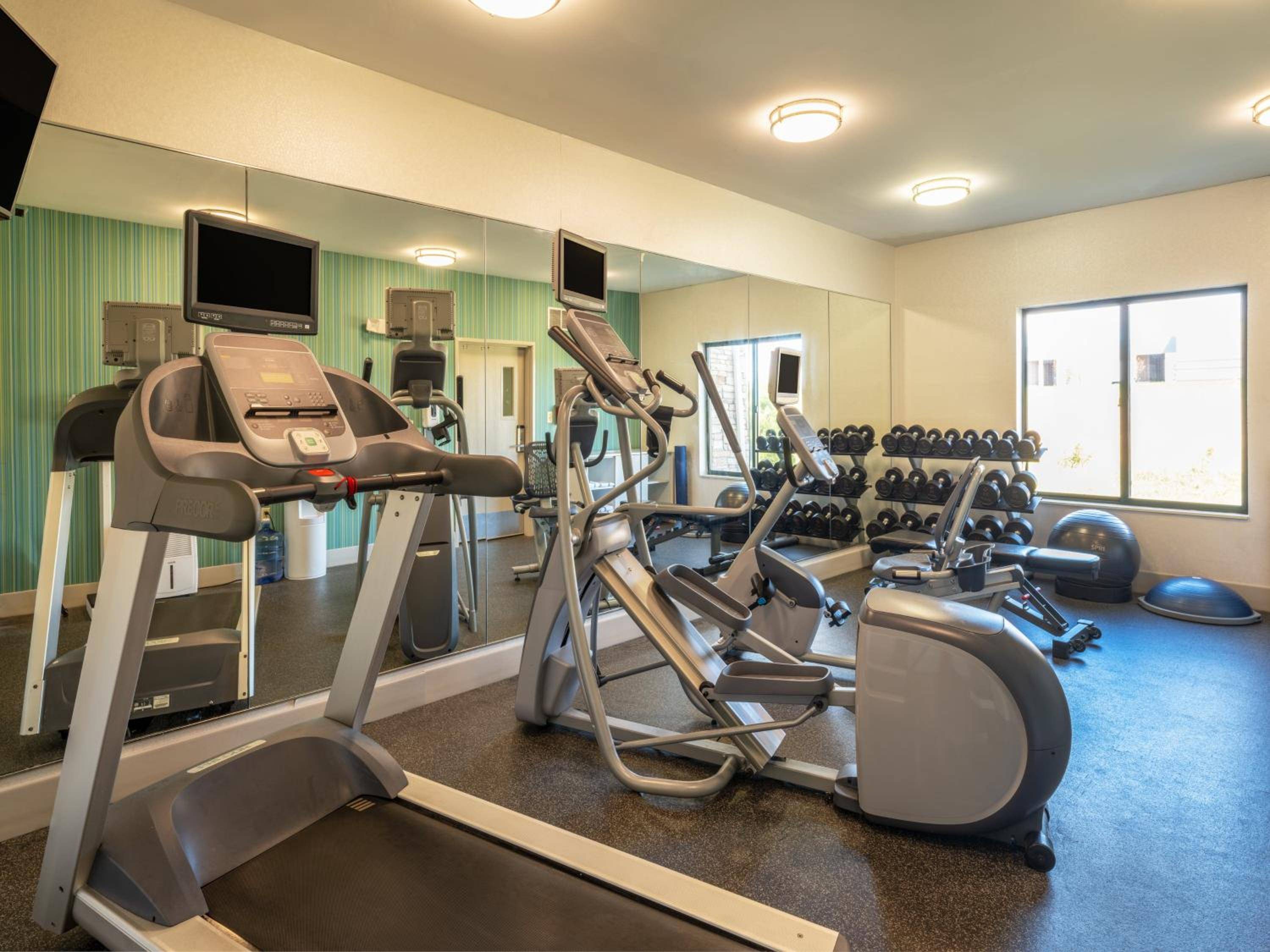 Holiday Inn Express Gas City by IHG