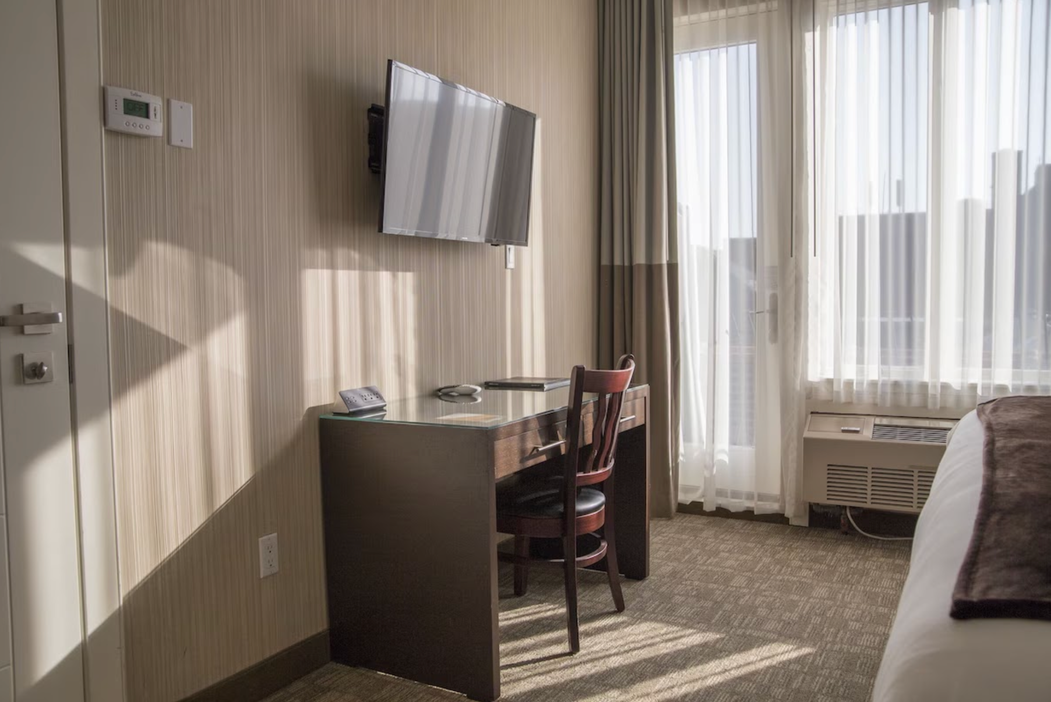 Aura Hotel Brooklyn