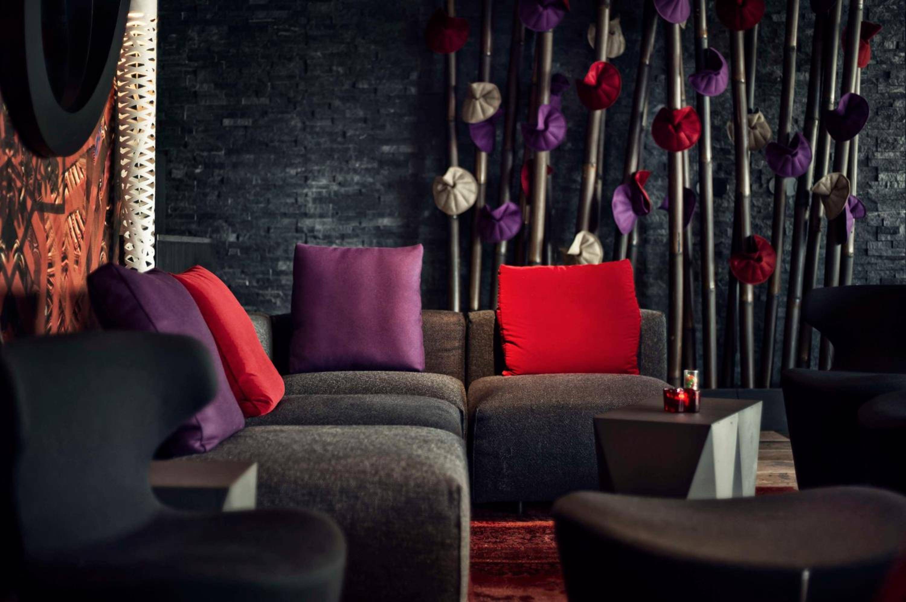 Mainport Hotel Rotterdam, a Hilton Affiliate Hotel