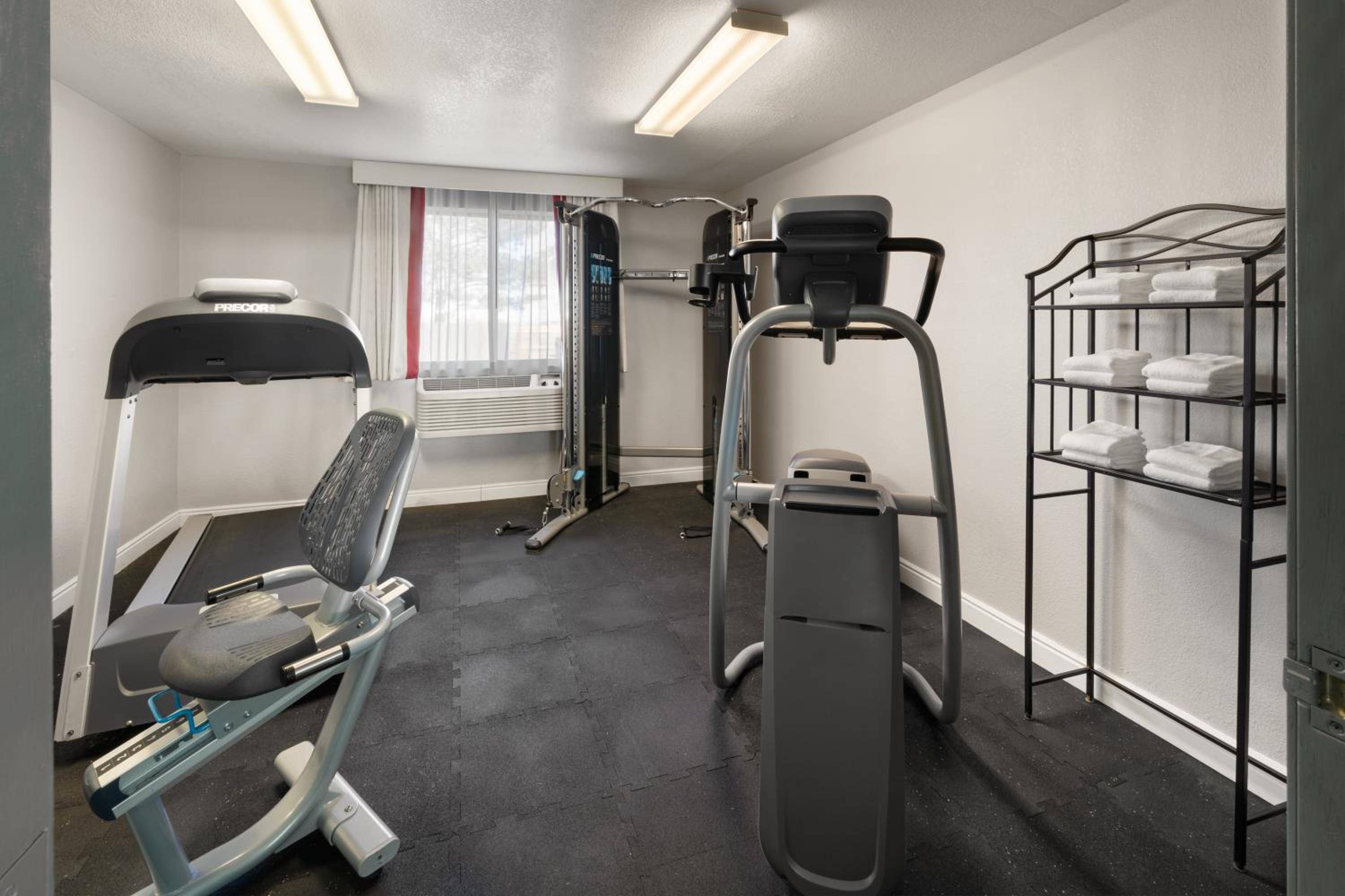 SYLO Hotel Denver Airport, a Ramada by Wyndham