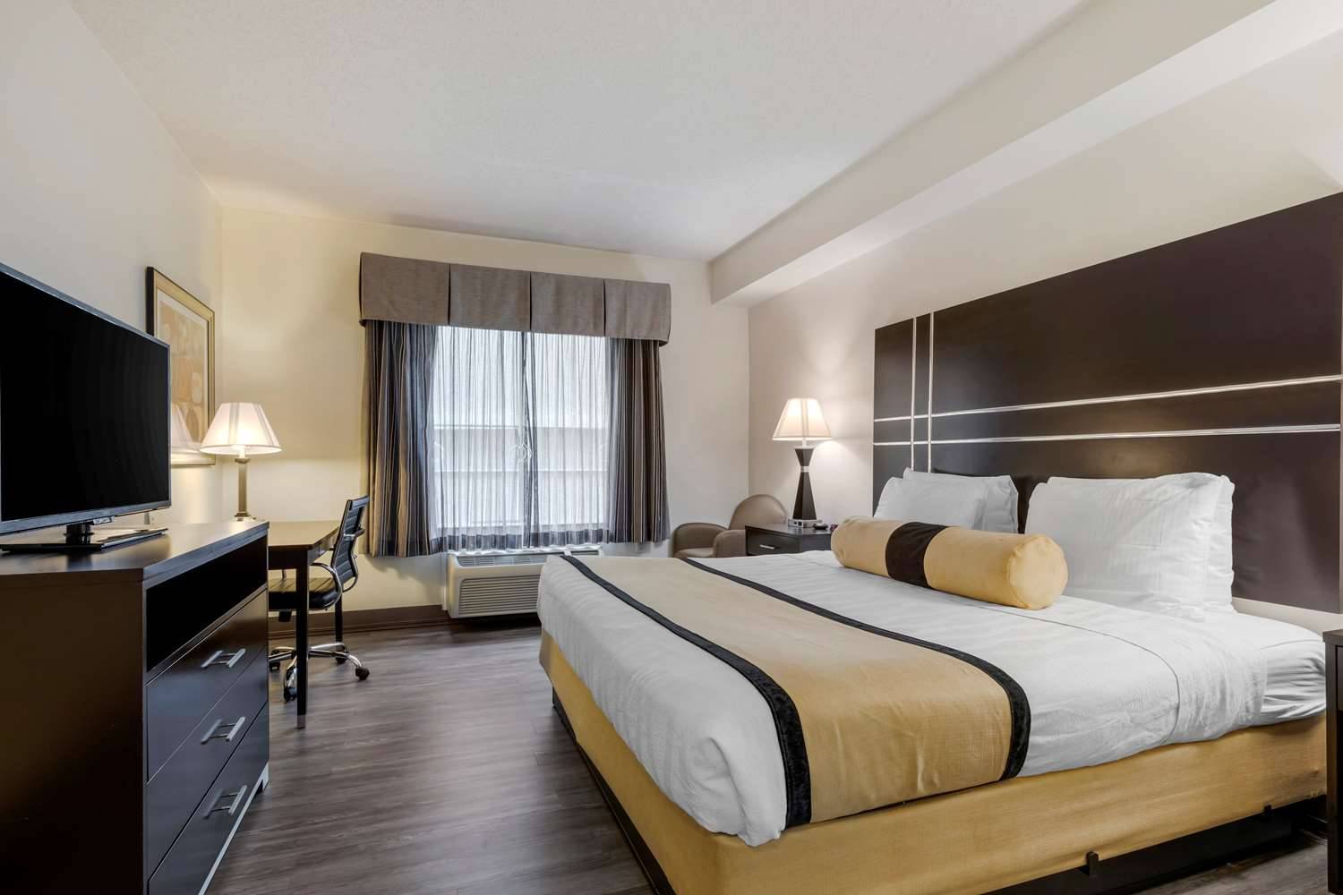 Best Western PLUS Rockwall Inn & Suites