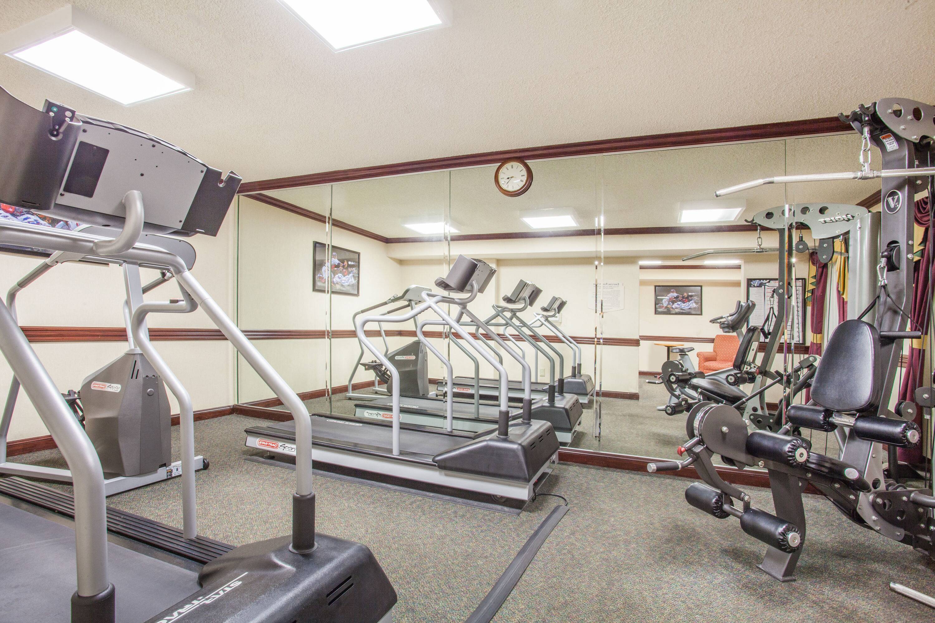 Baymont by Wyndham Madison Heights Detroit Area