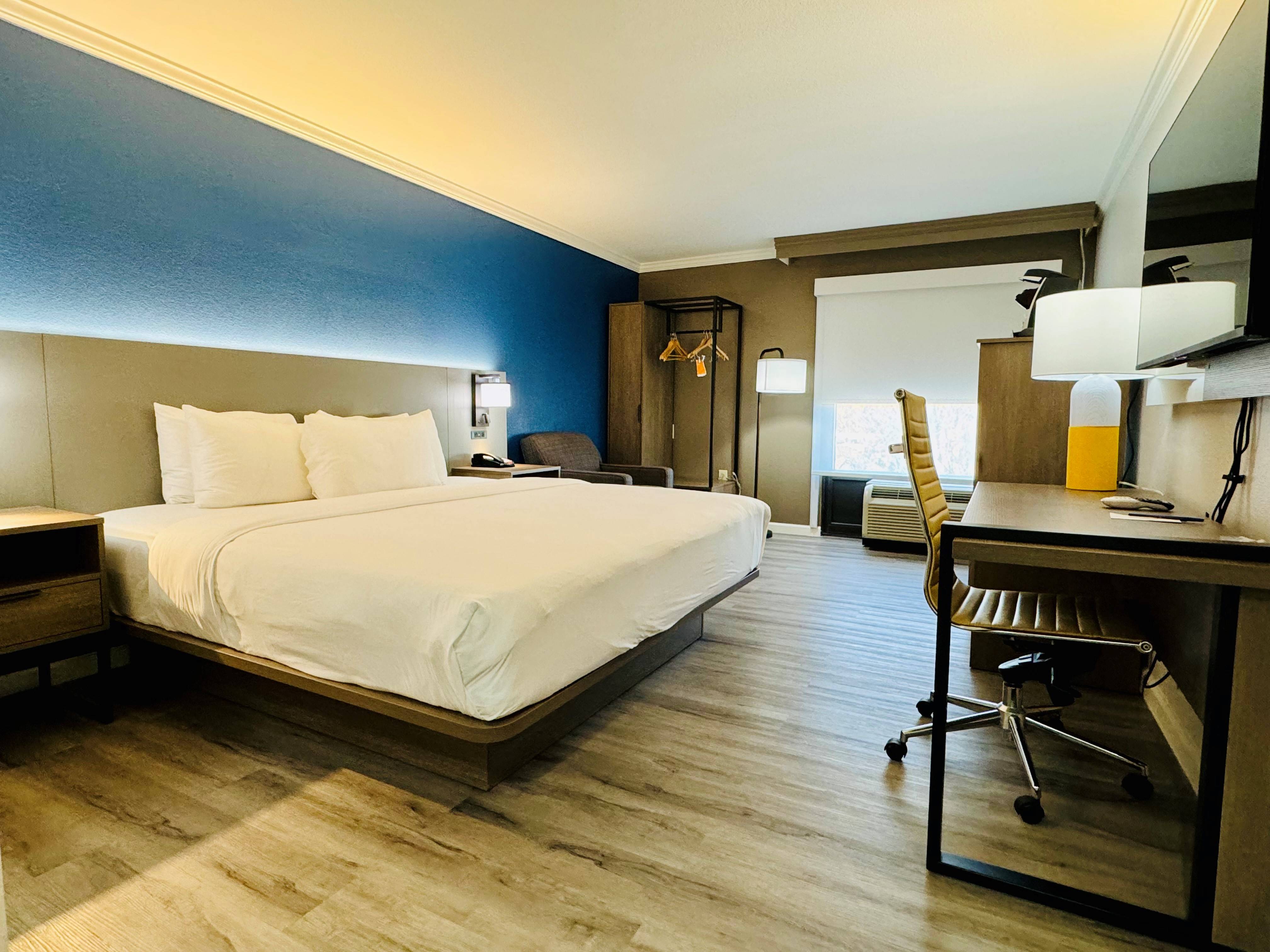 Comfort Inn & Suites Houston I-10 West Energy Corridor