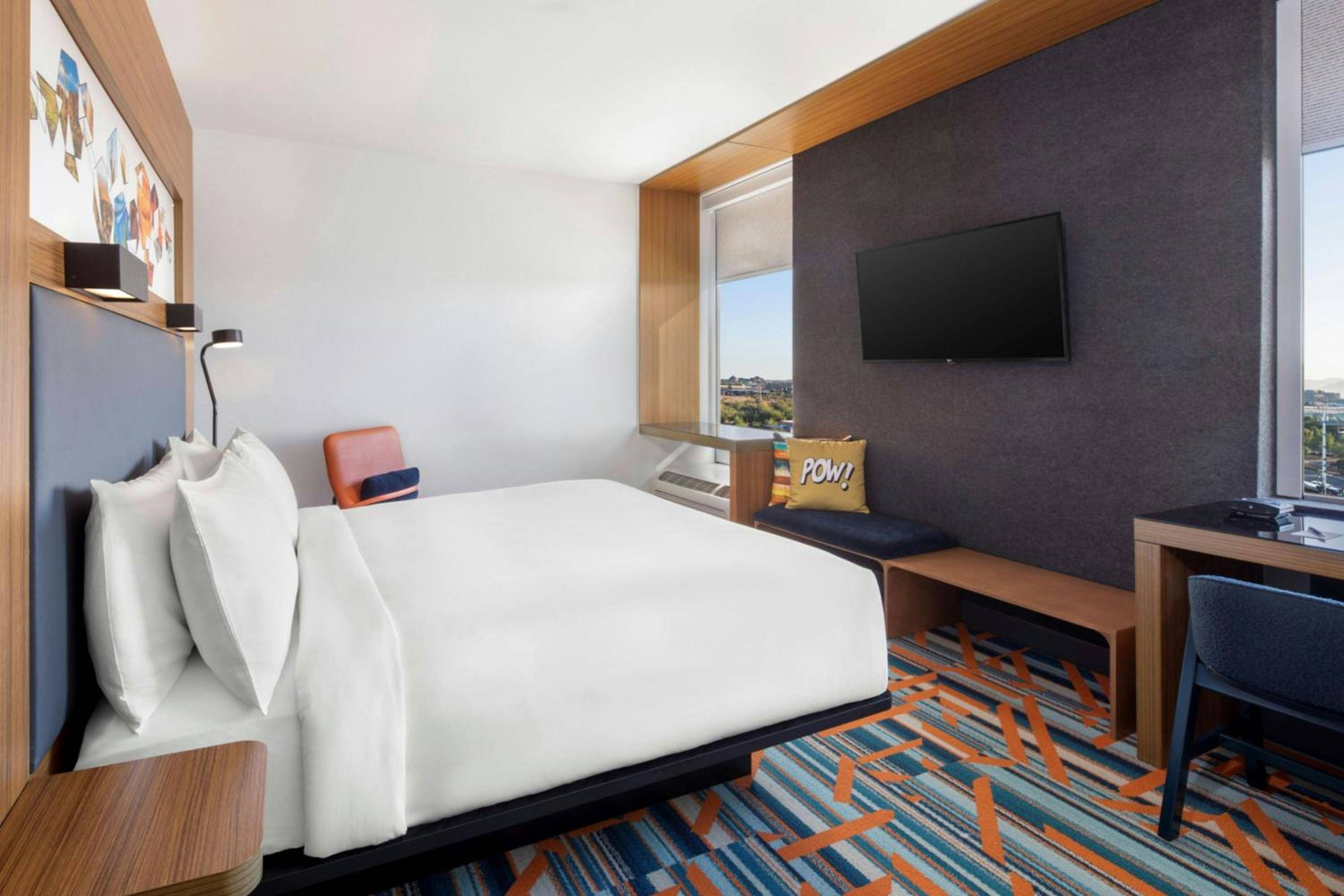 Aloft Phoenix Airport