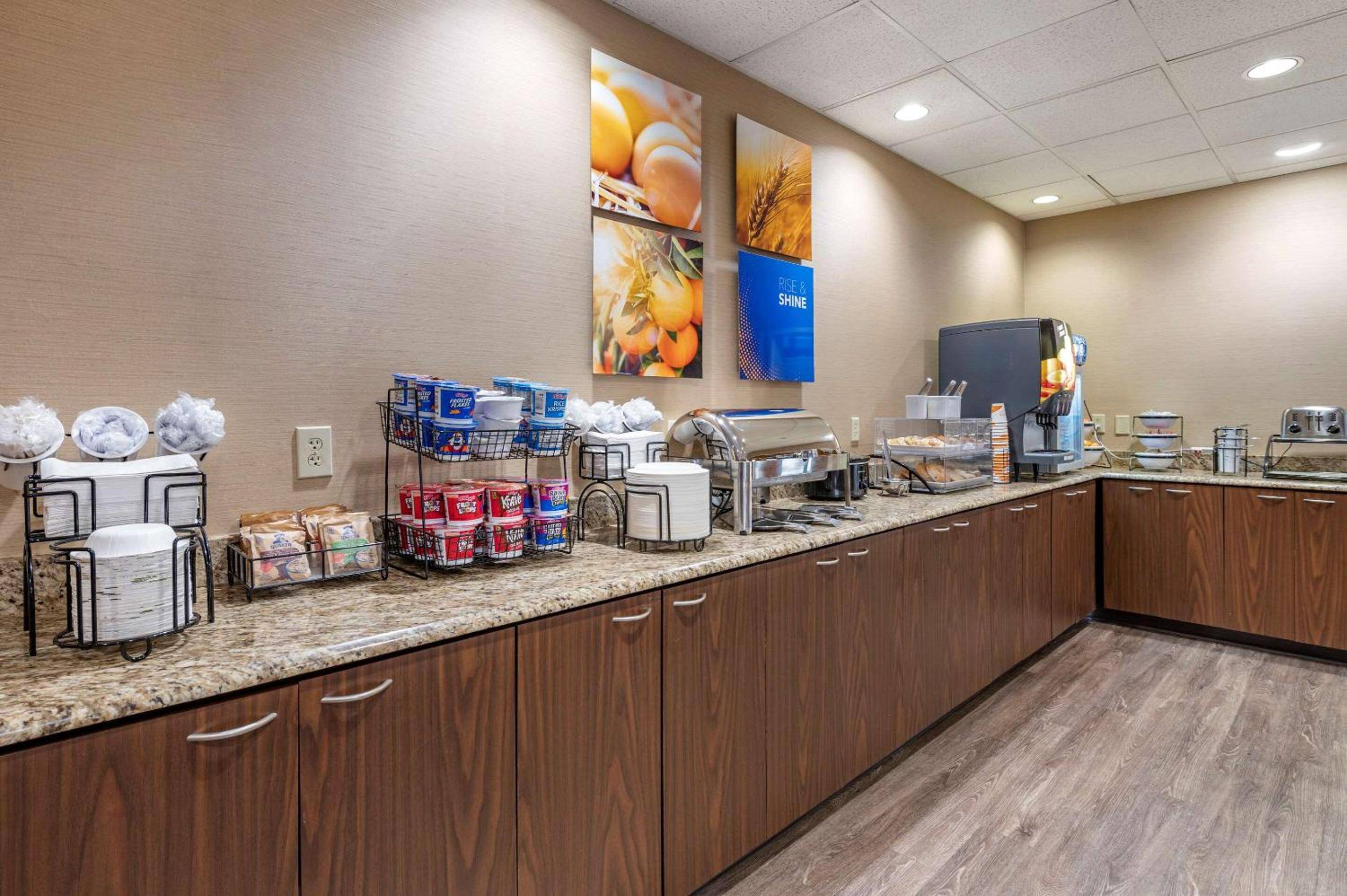 Comfort Inn 4444 Dixie Hwy