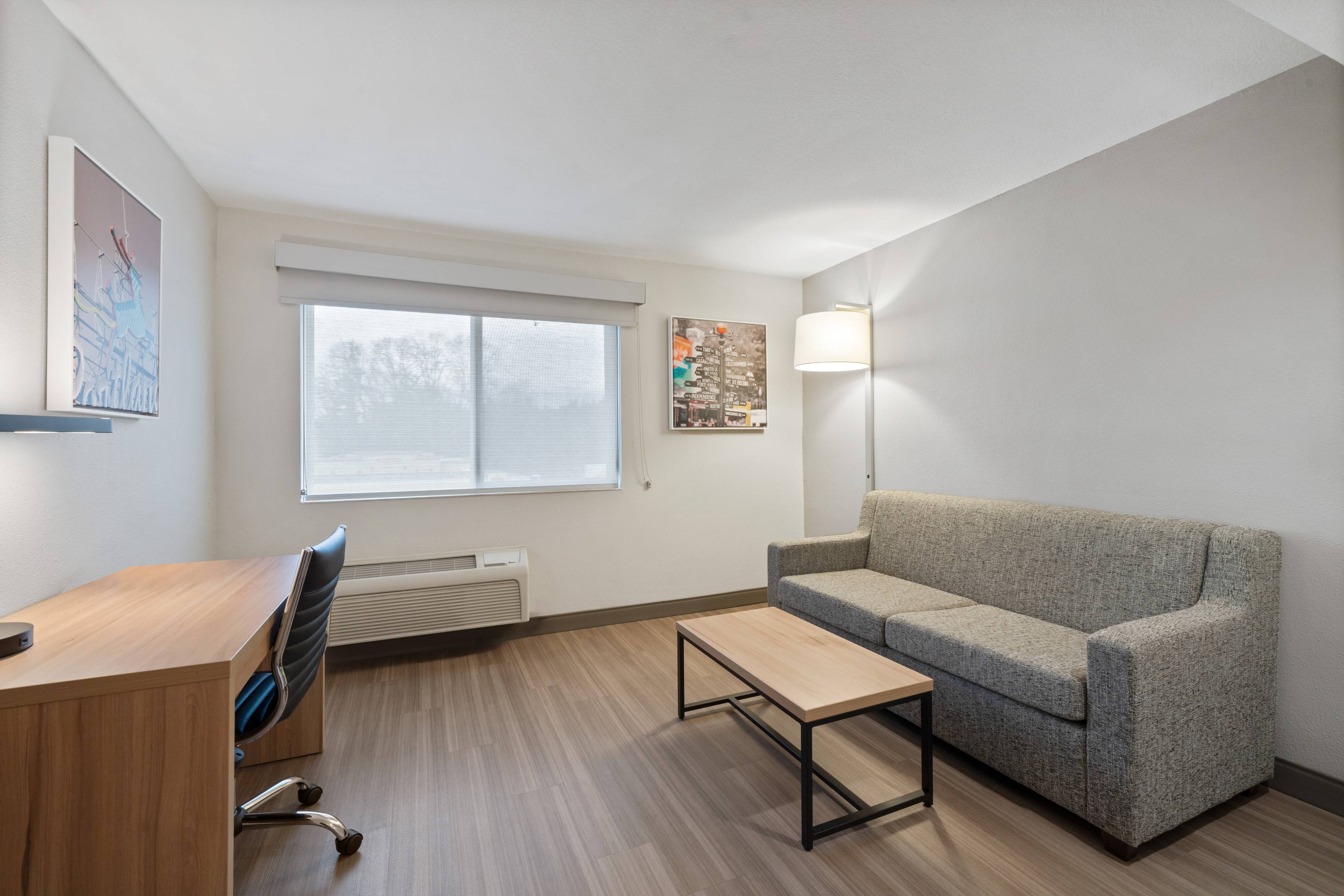 Best Western LAKE OSWEGO/PORTLAND HOTEL & SUITES