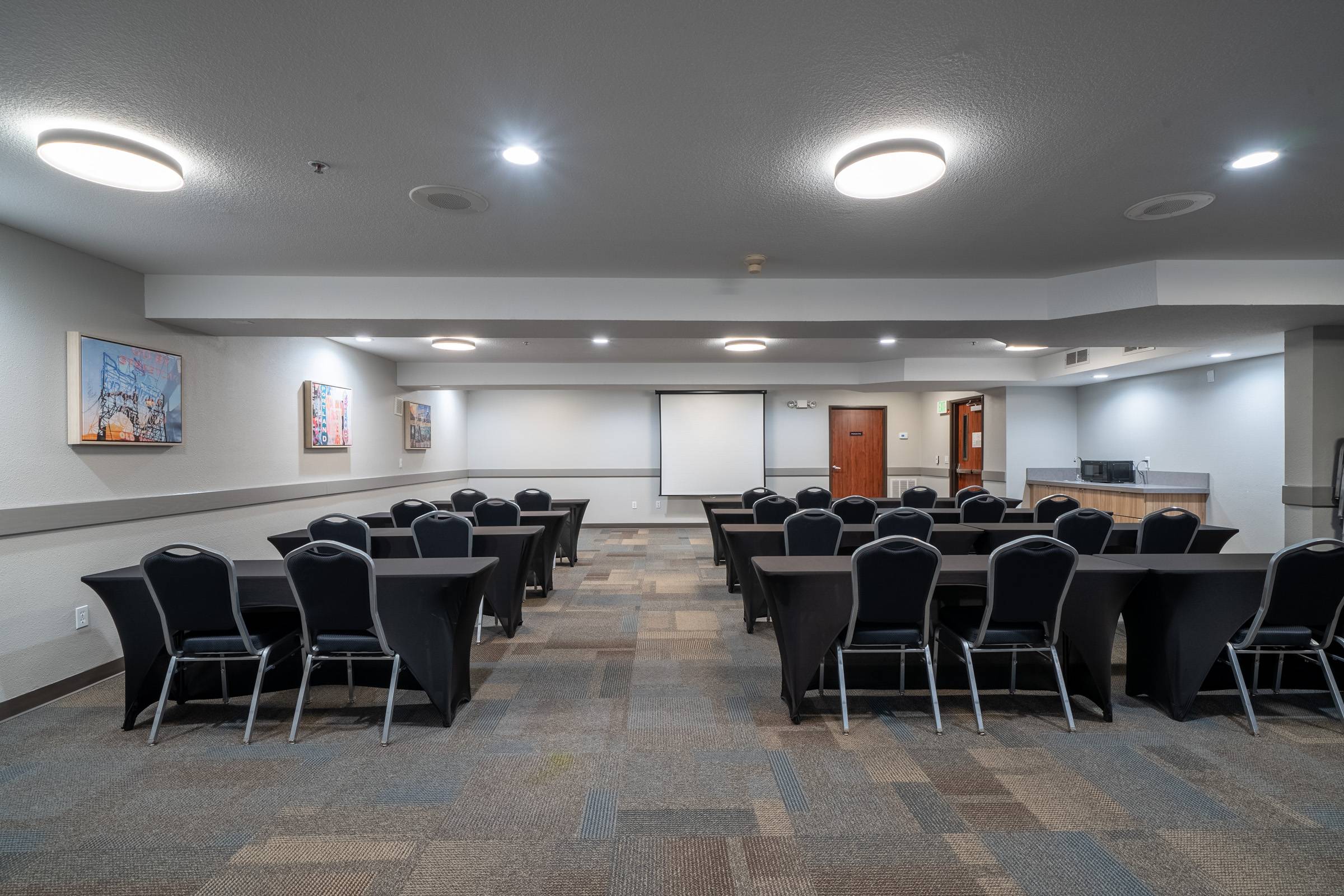 Best Western LAKE OSWEGO/PORTLAND HOTEL & SUITES