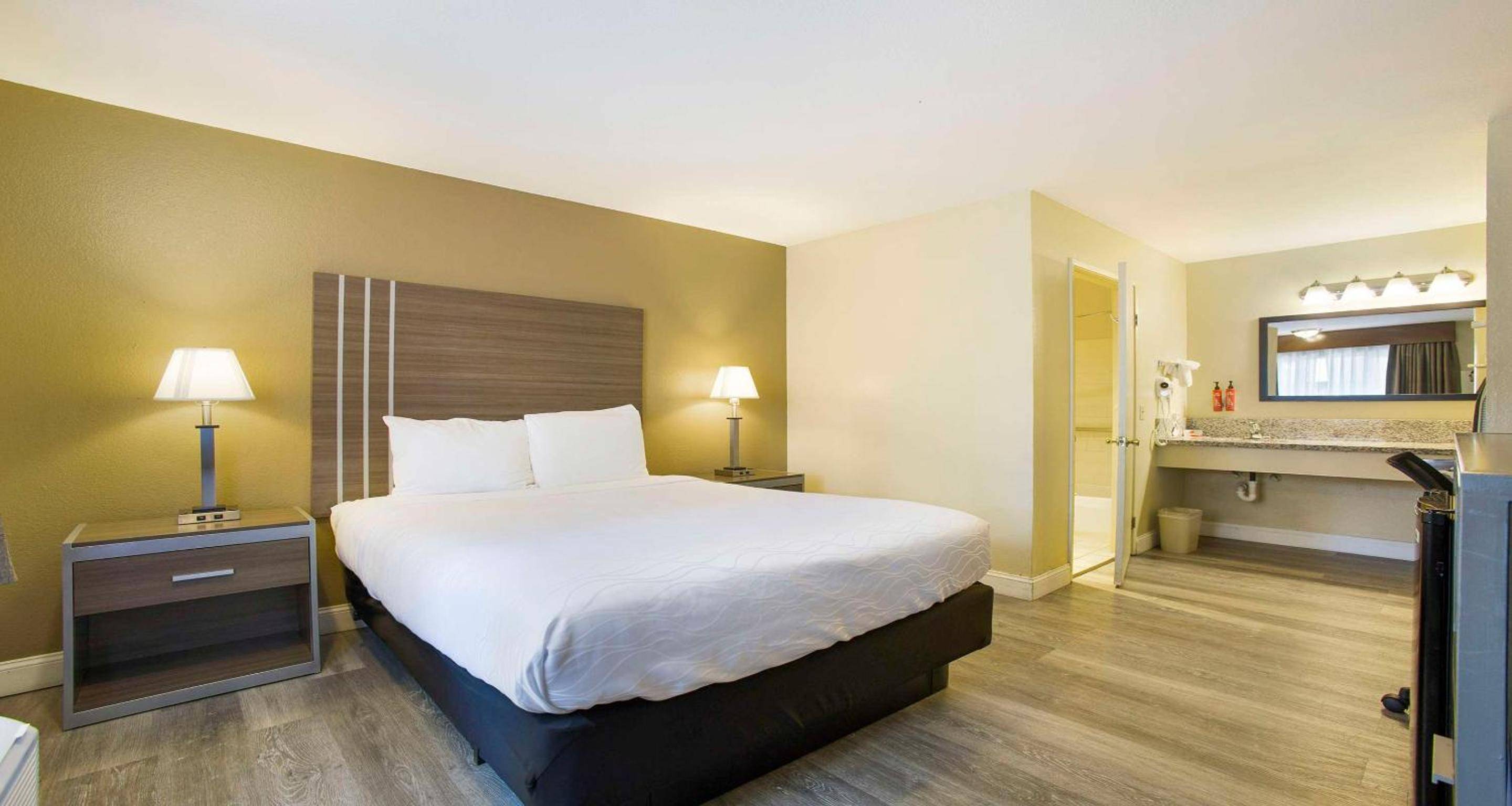 SureStay Plus by Best Western Sacramento North