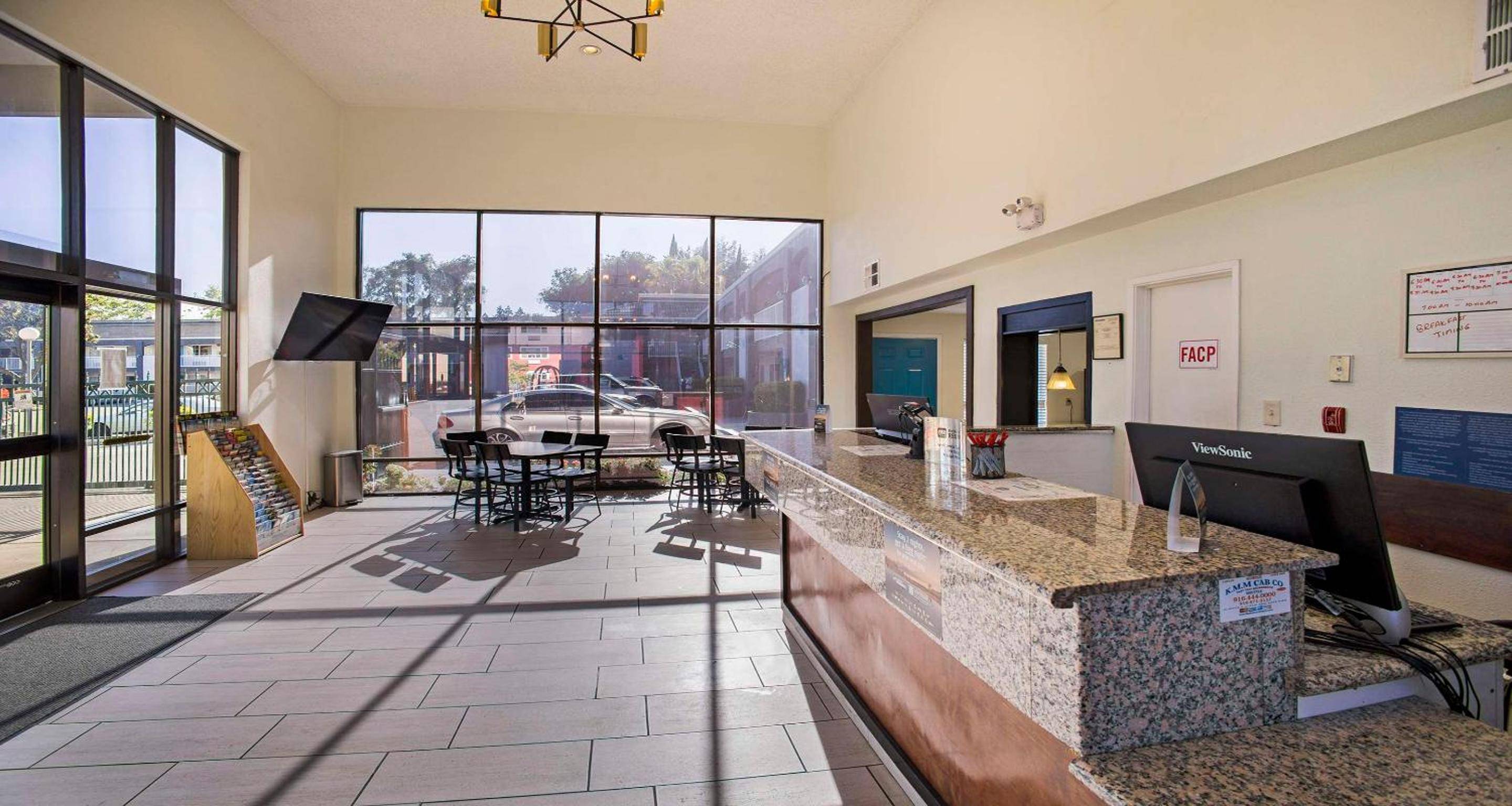 SureStay Plus by Best Western Sacramento North