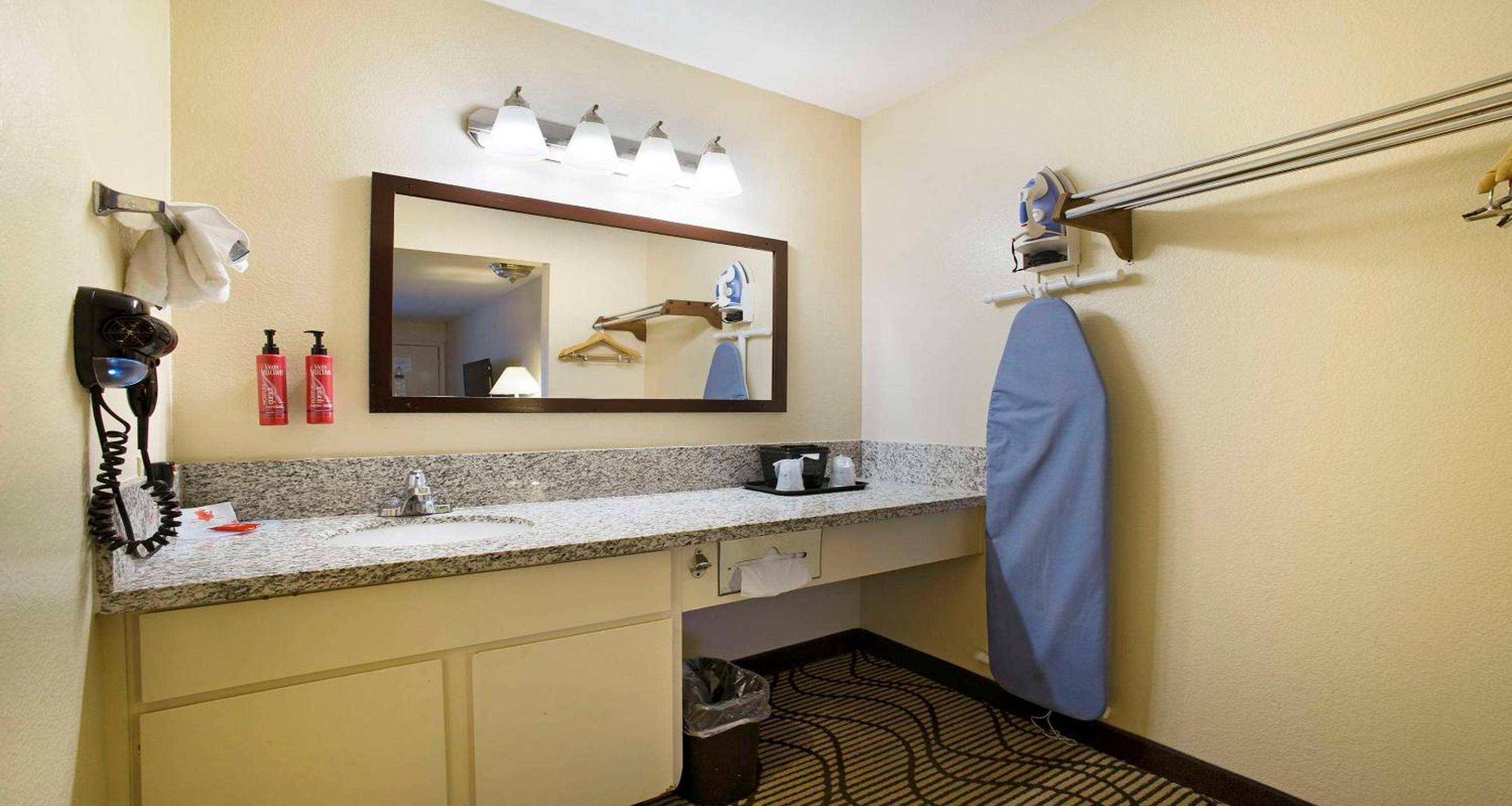 SureStay Plus by Best Western Sacramento North
