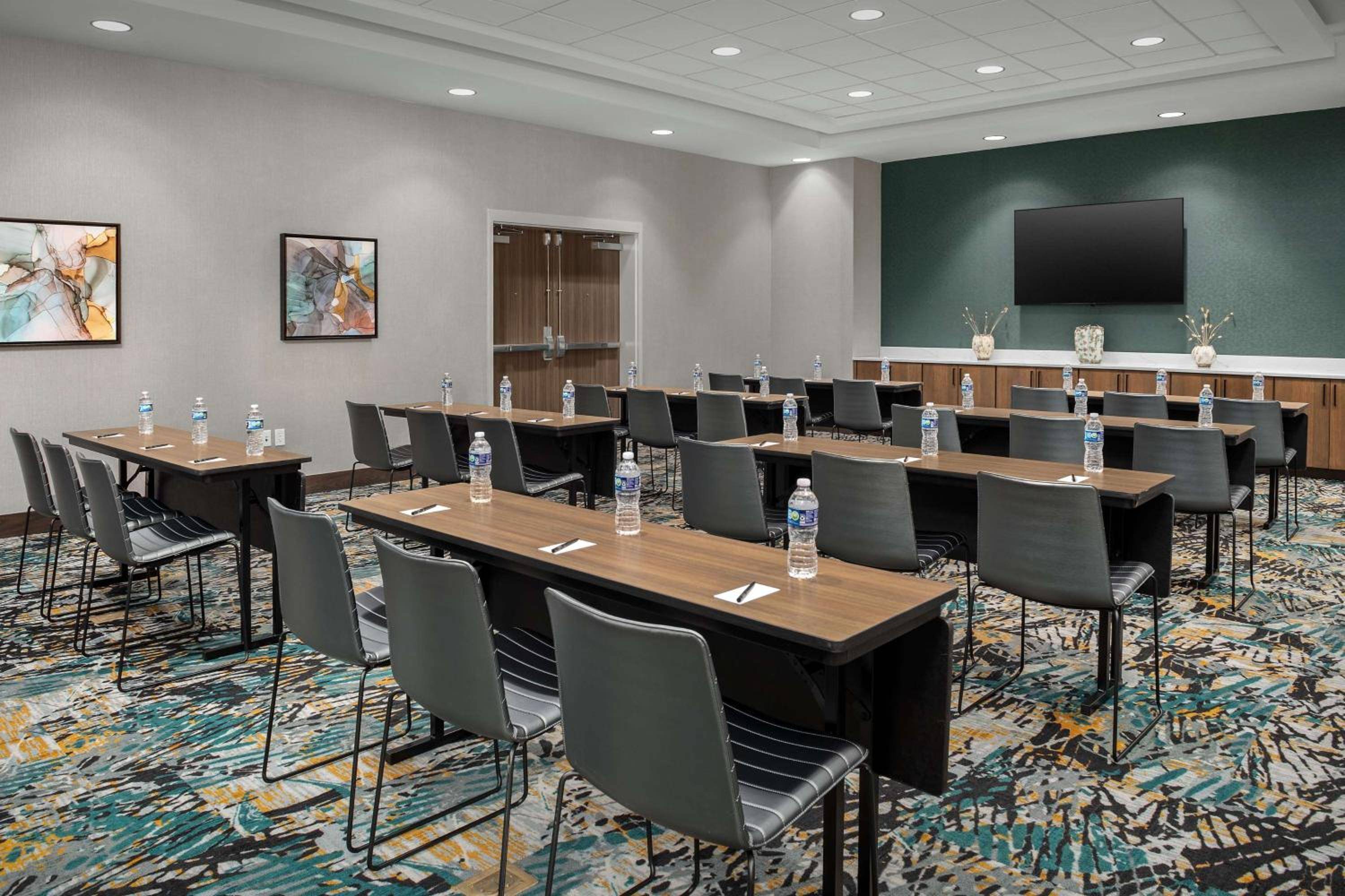 Home2 Suites by Hilton Orlando Southeast Nona