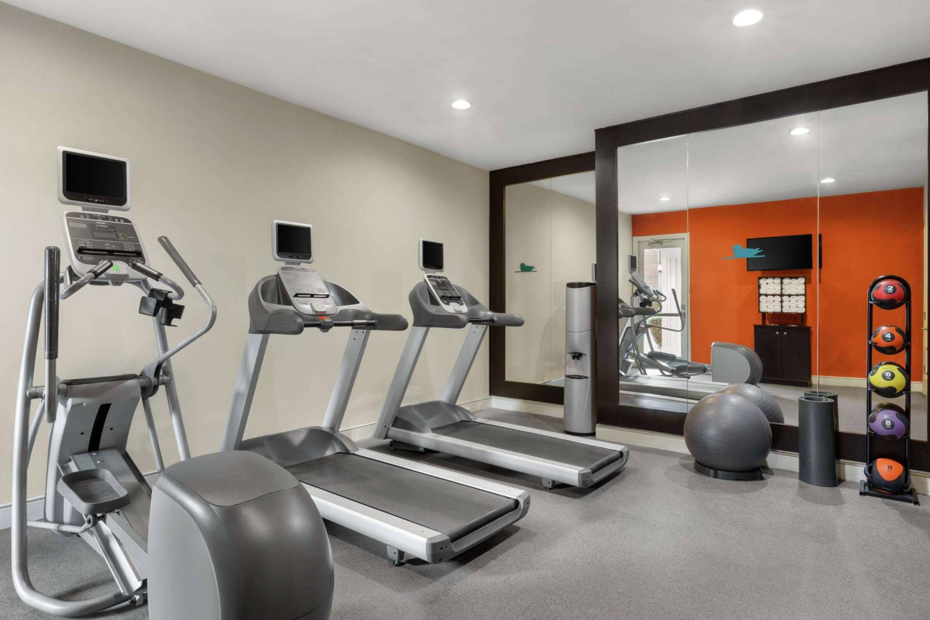 Addison Suites