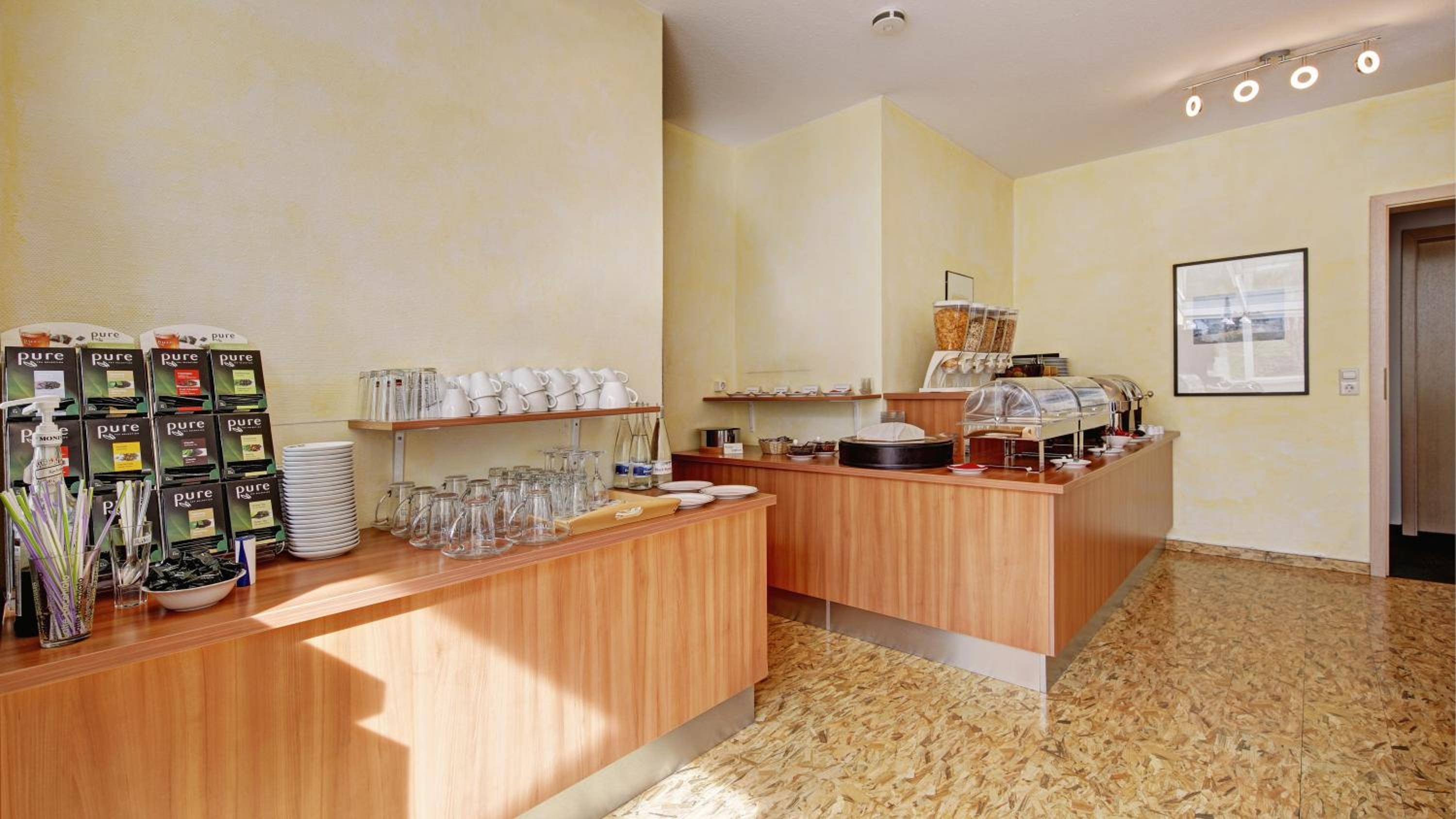 Airport Hotel Stetten
