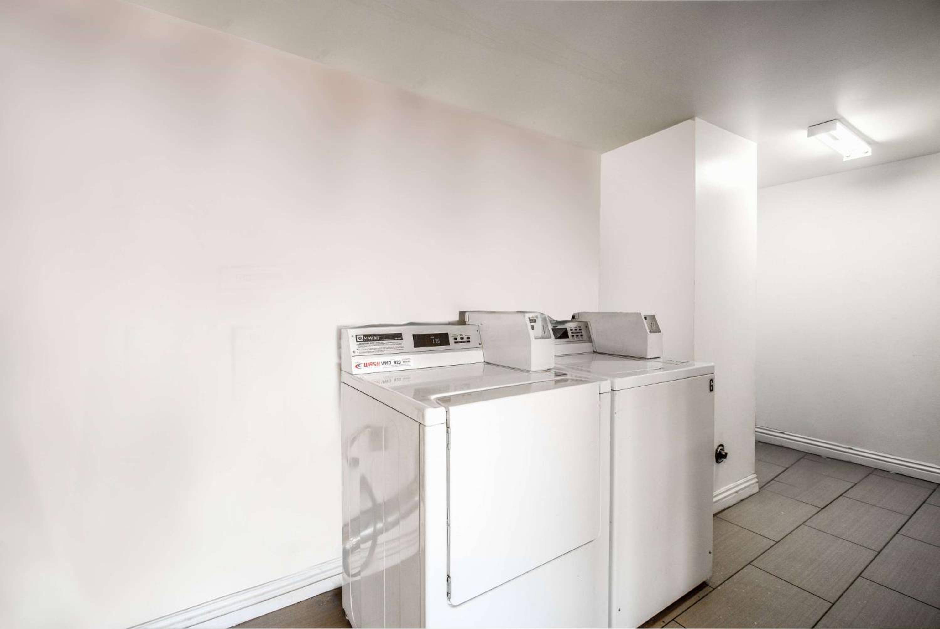 Travelodge Inn & Suites by Wyndham Bell Los Angeles Area