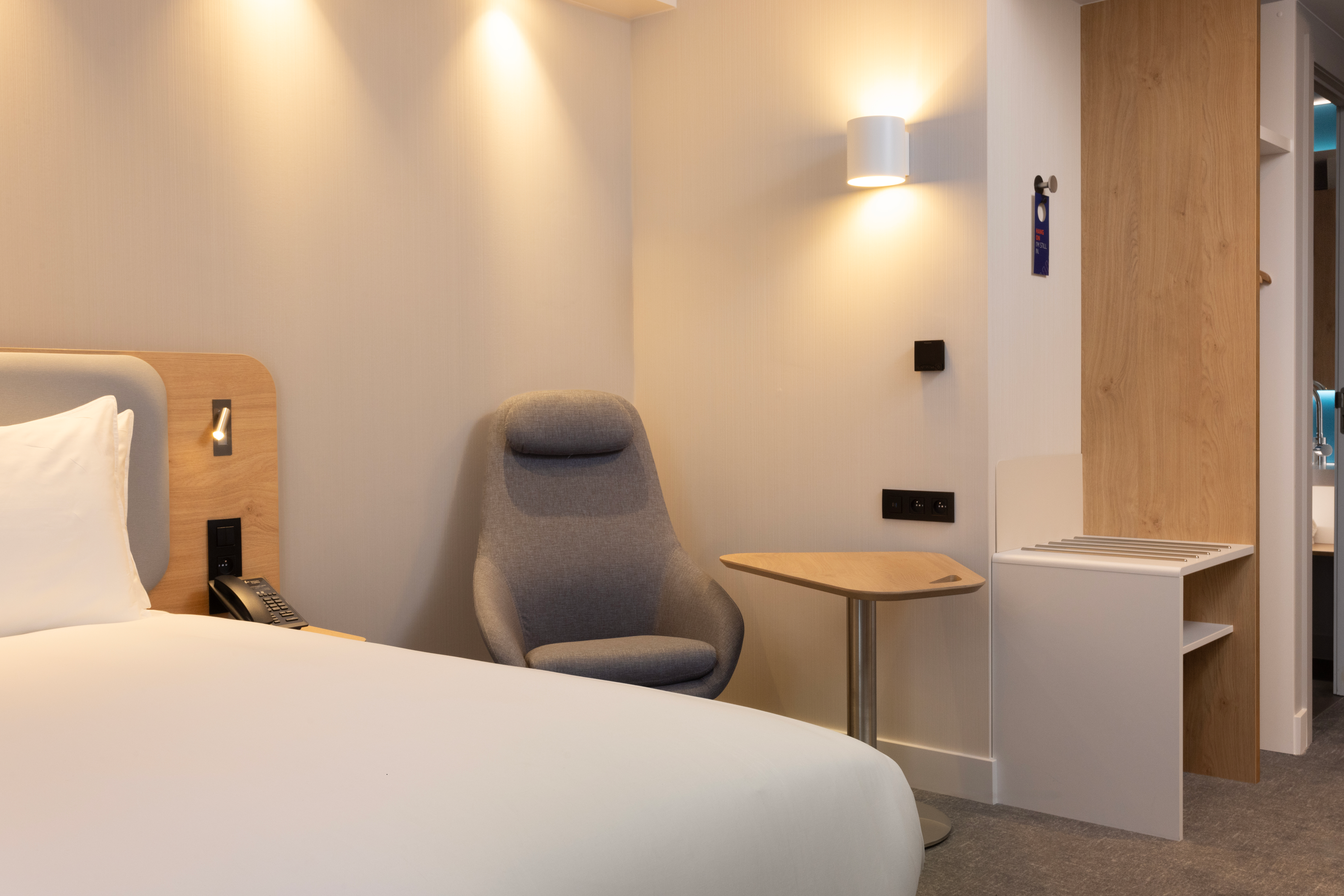Holiday Inn Express Brussels - Airport by IHG