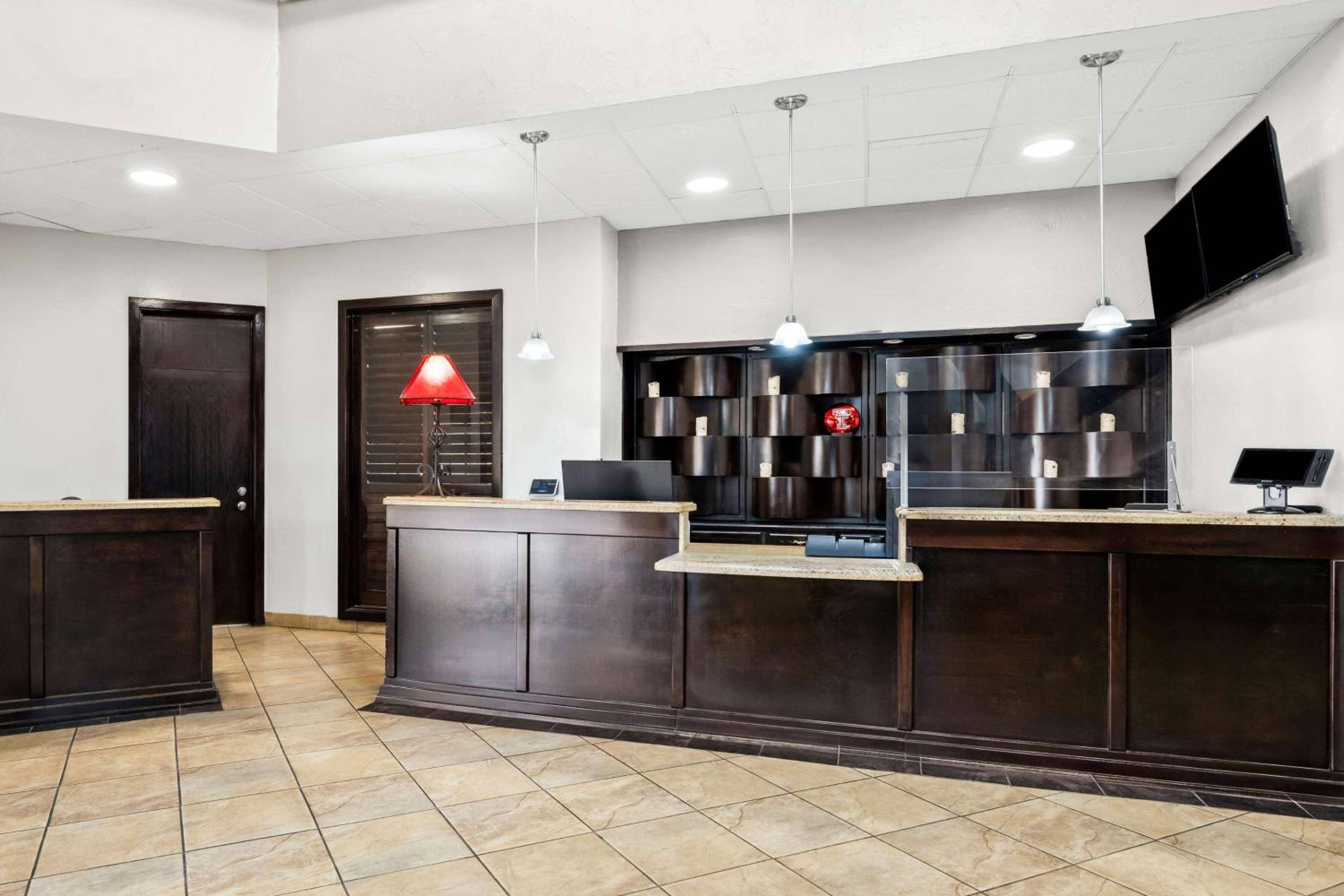 SureStay Plus Hotel by Best Western Lubbock Medical Center