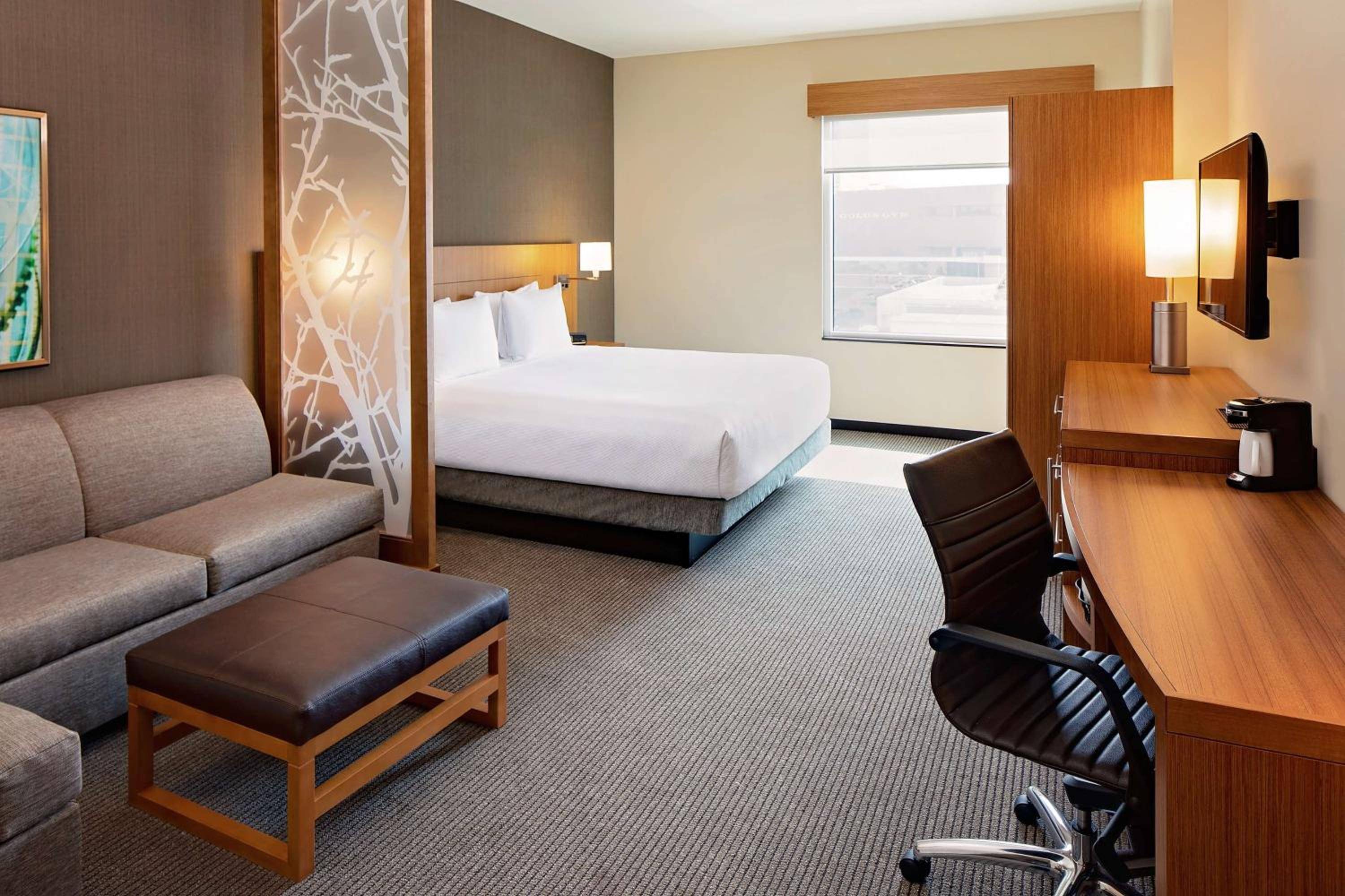 Hyatt Place Glendale