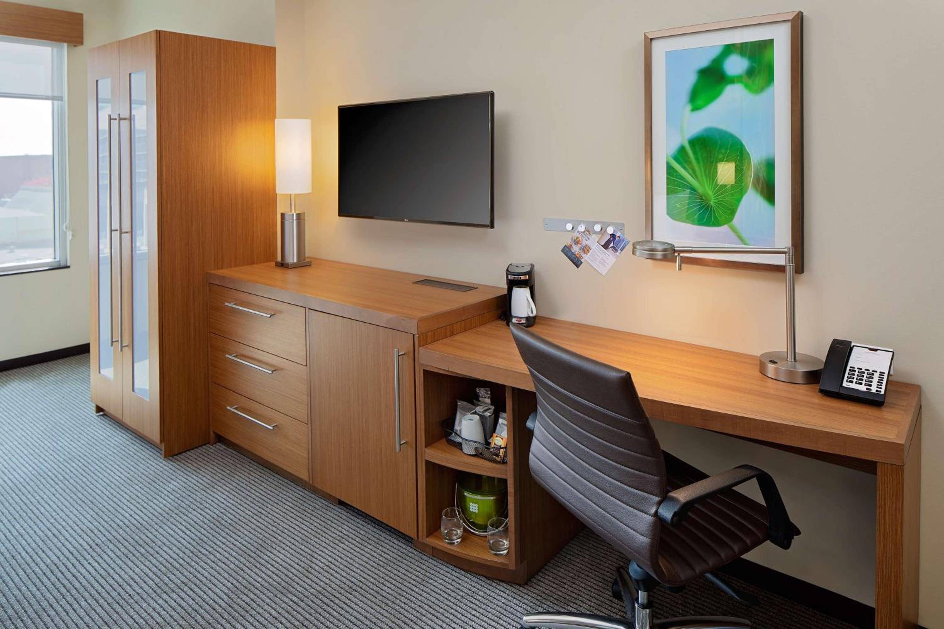 Hyatt Place Glendale