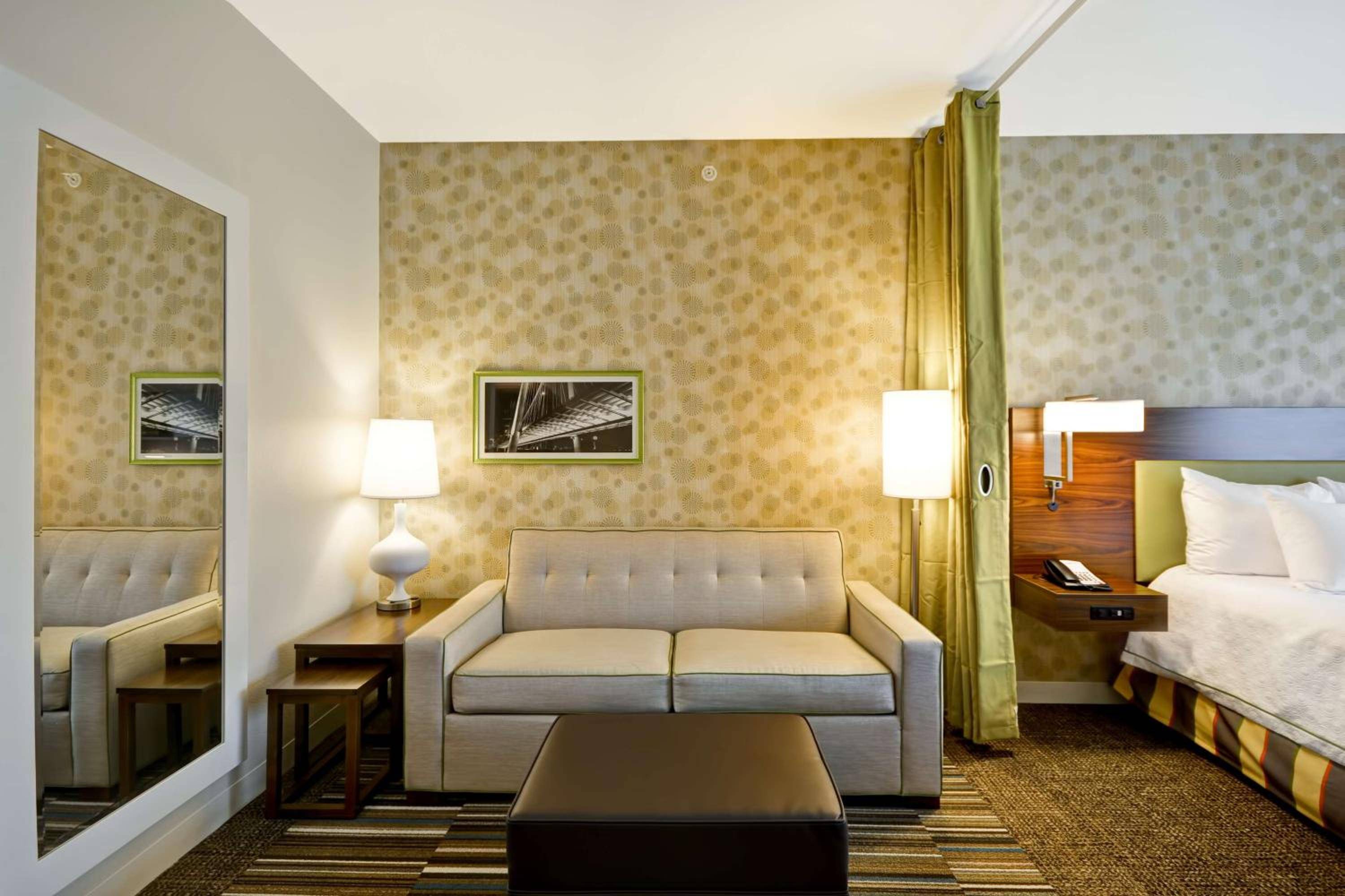 Home2 Suites by Hilton Dallas Downtown at Baylor Scott & White