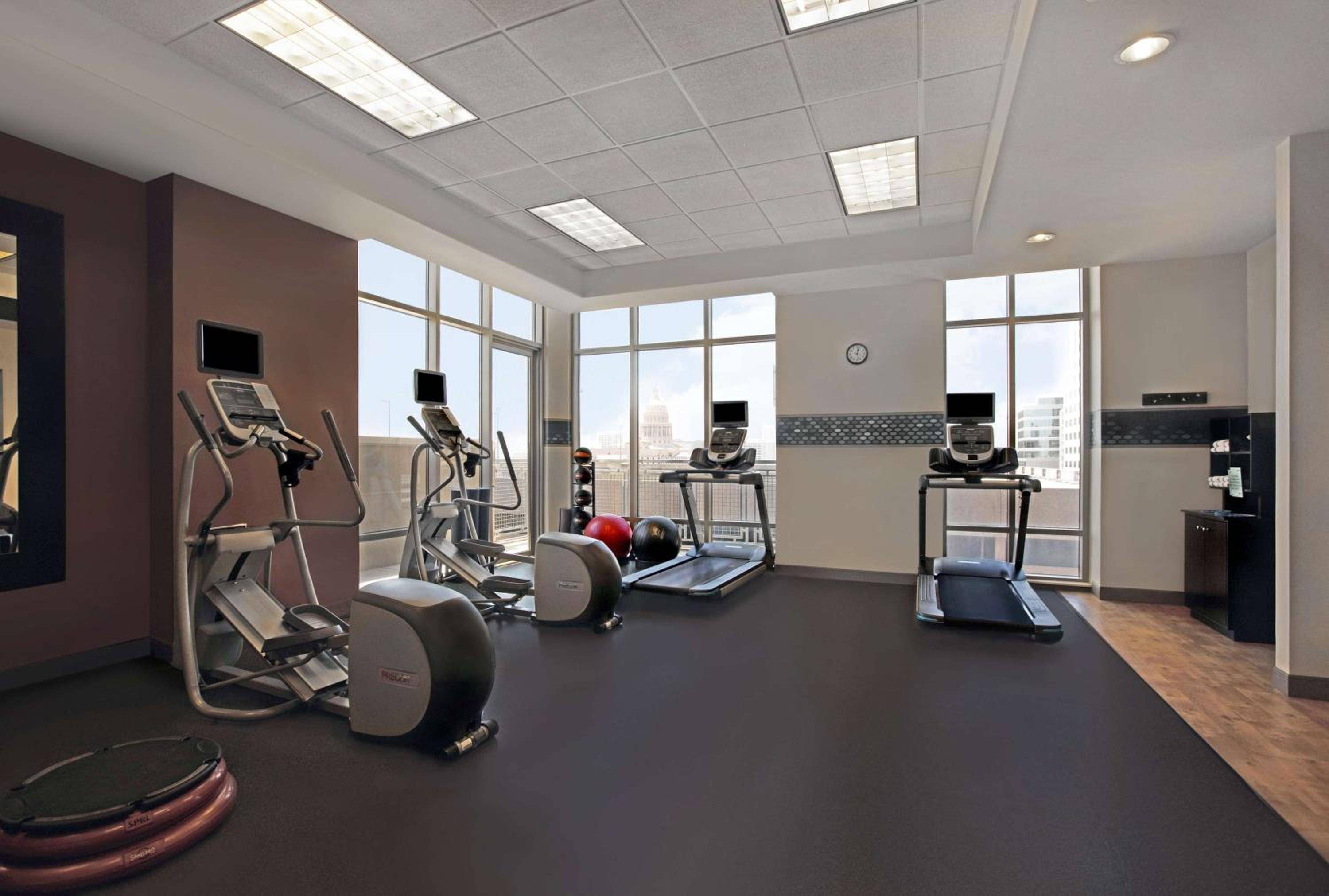 Hampton Inn & Suites Austin University/Capitol