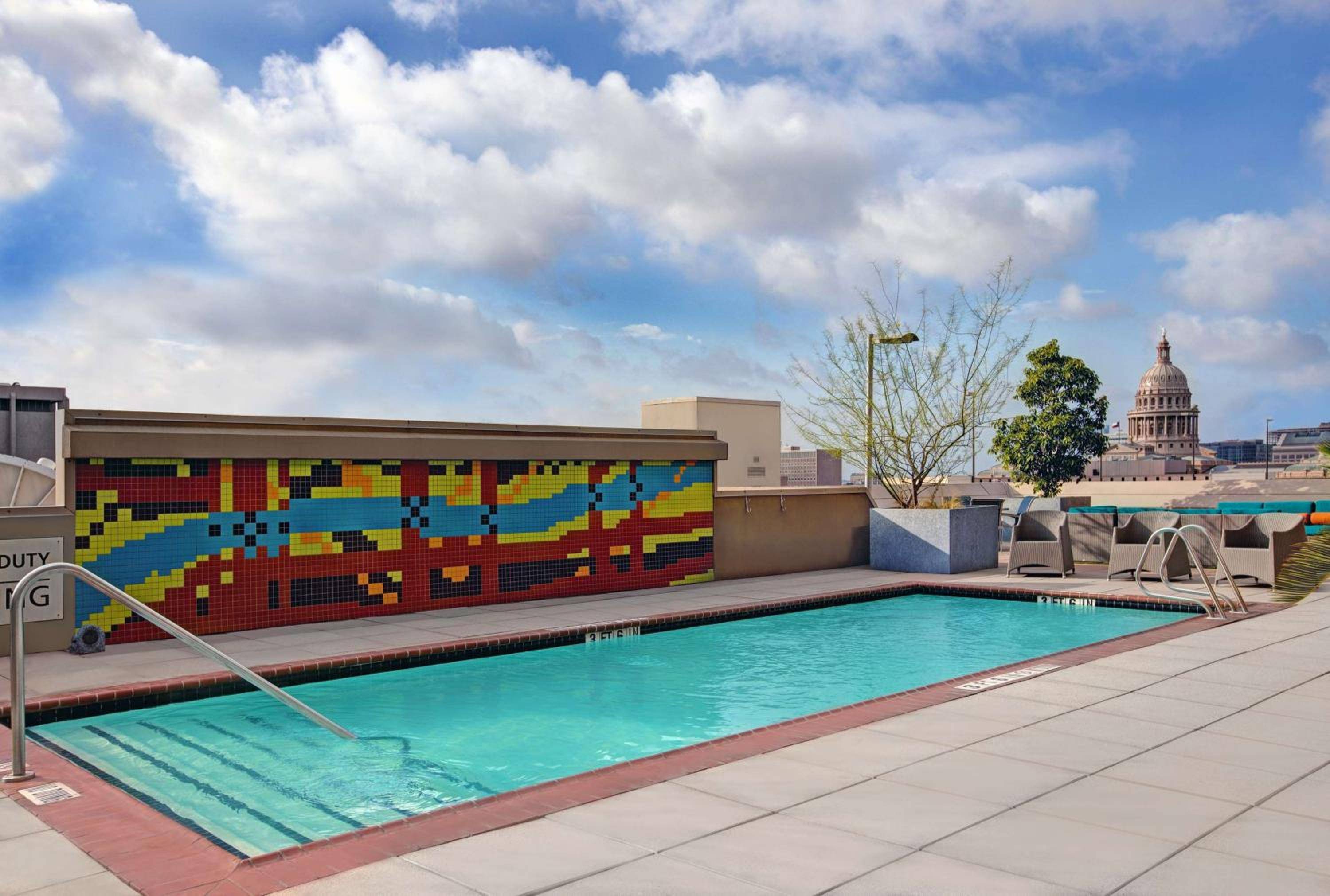 Hampton Inn & Suites Austin University/Capitol