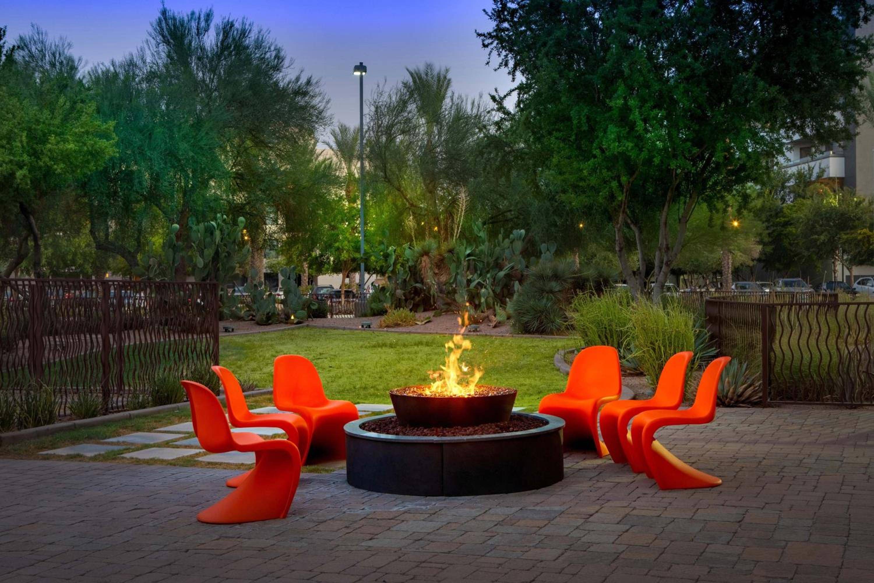 Aloft Tempe
