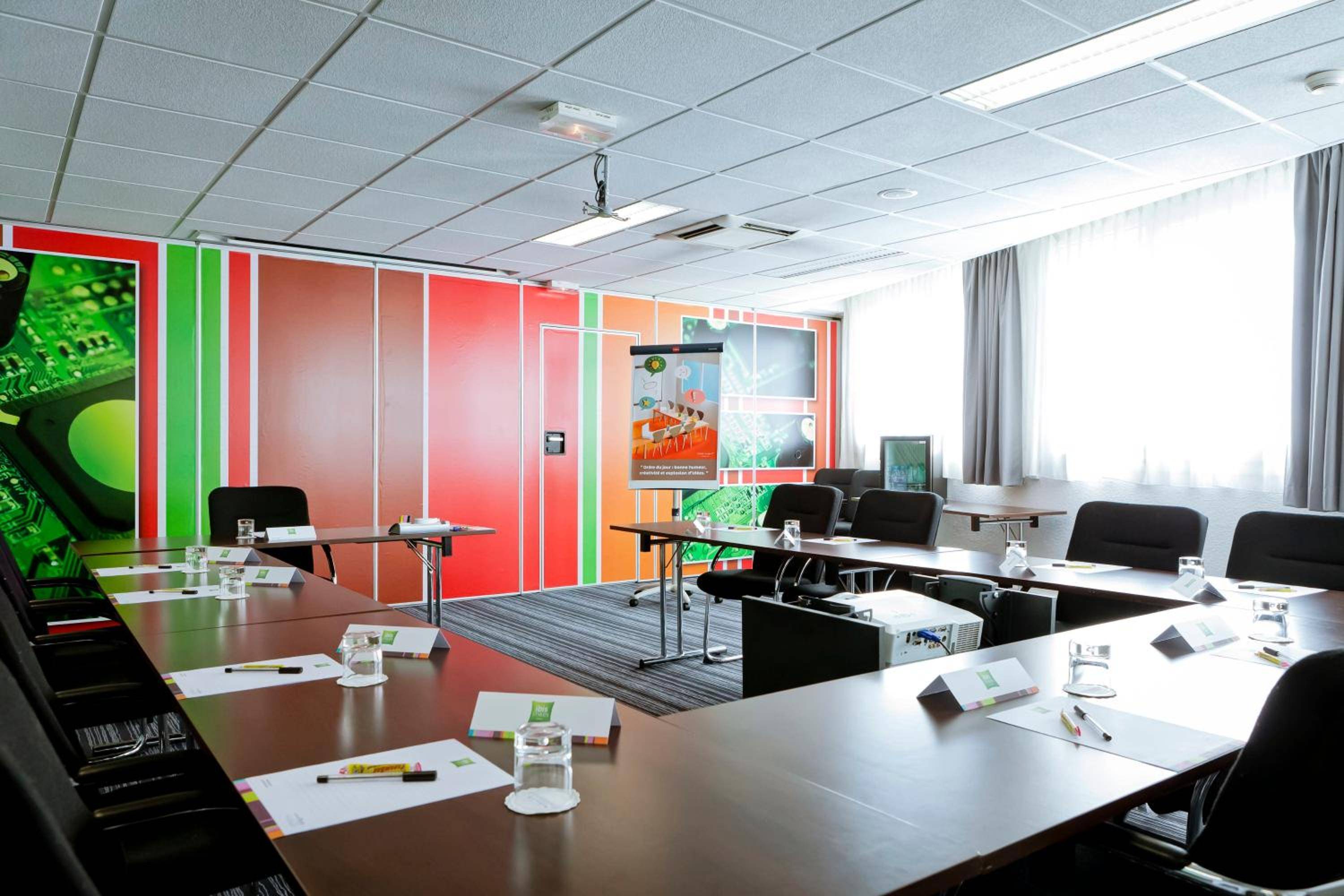 ibis Styles Lyon Villeurbanne Le Parc de la Tete d'Or
