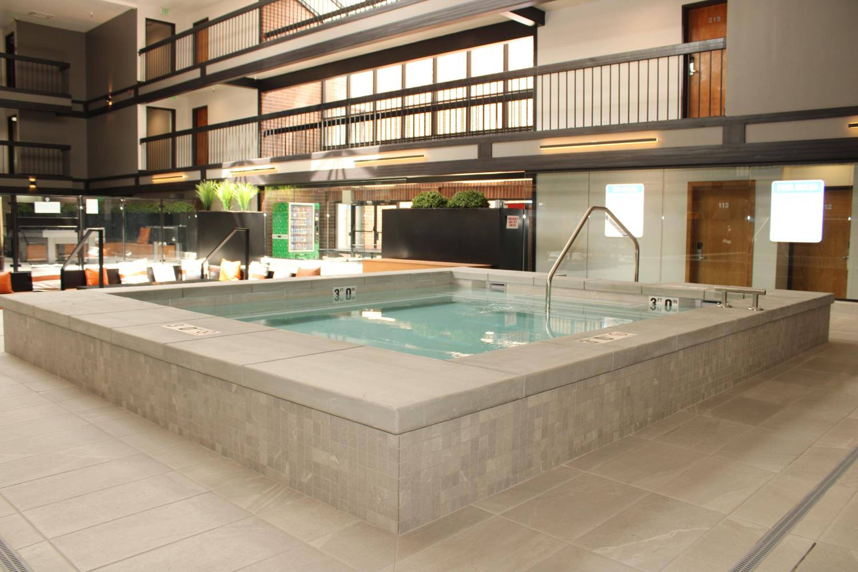 Park Plaza Resort, Ascend Hotel Collection