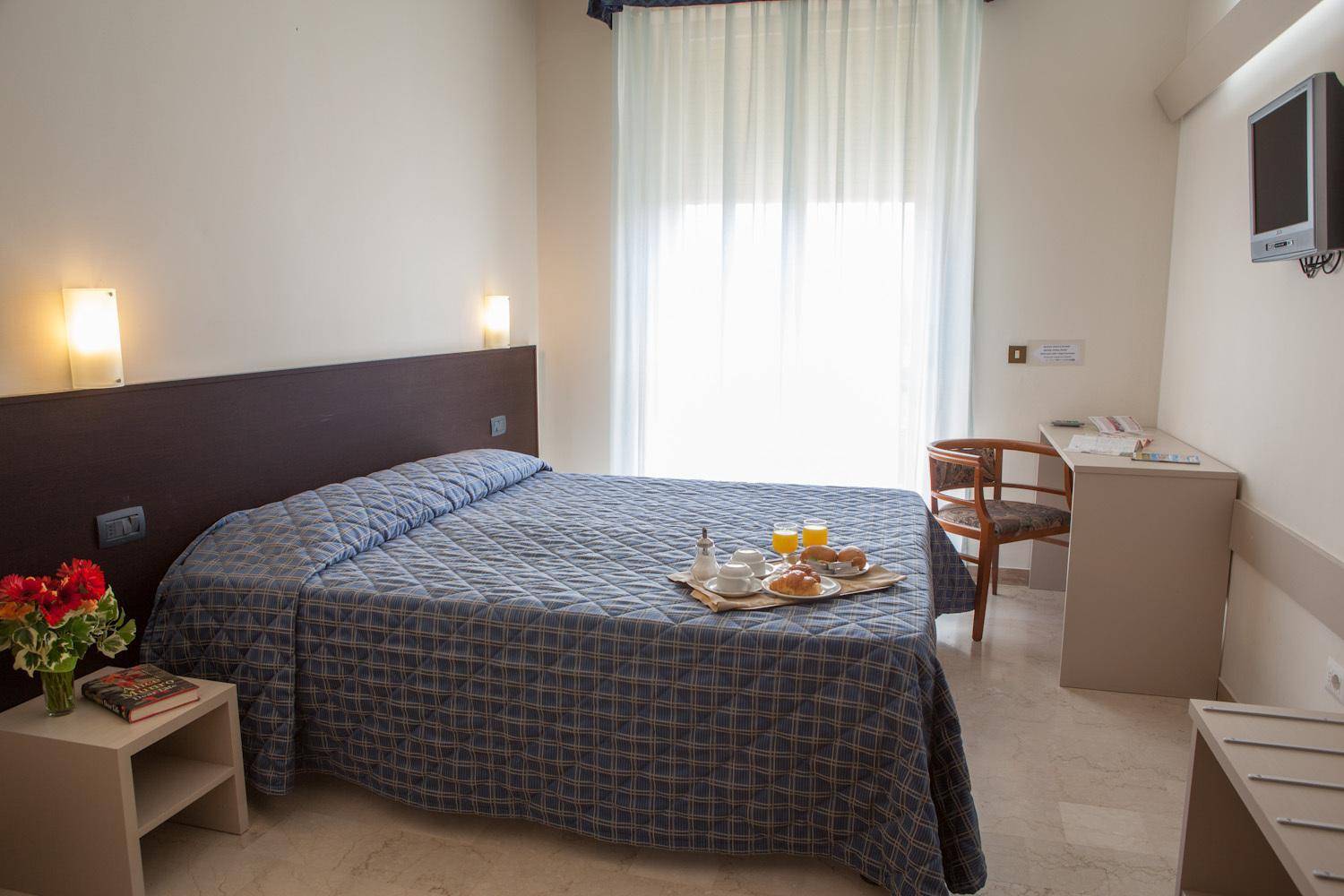 Auto park hotel