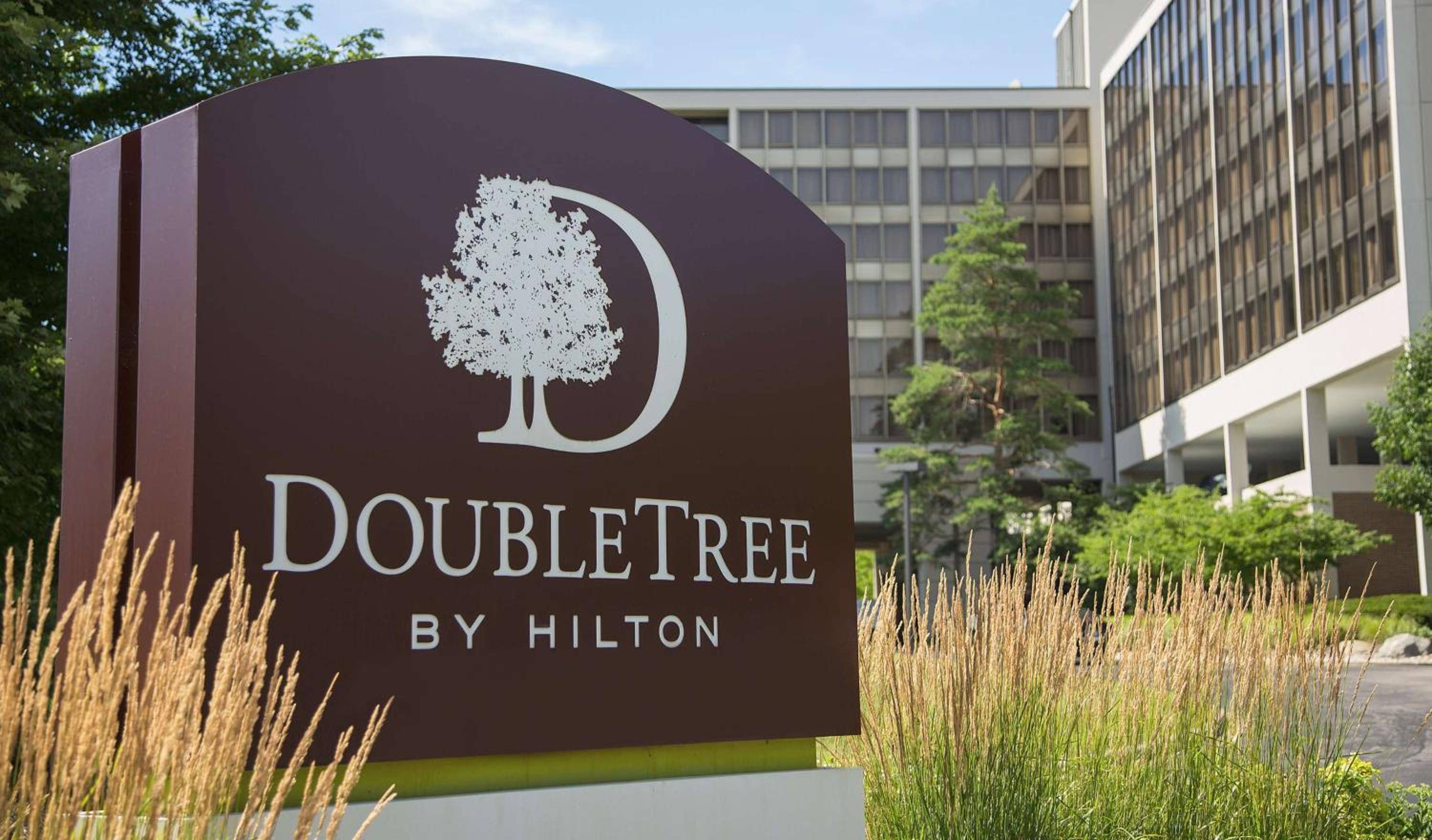 Hilton Suites Chicago/Oakbrook Terrace