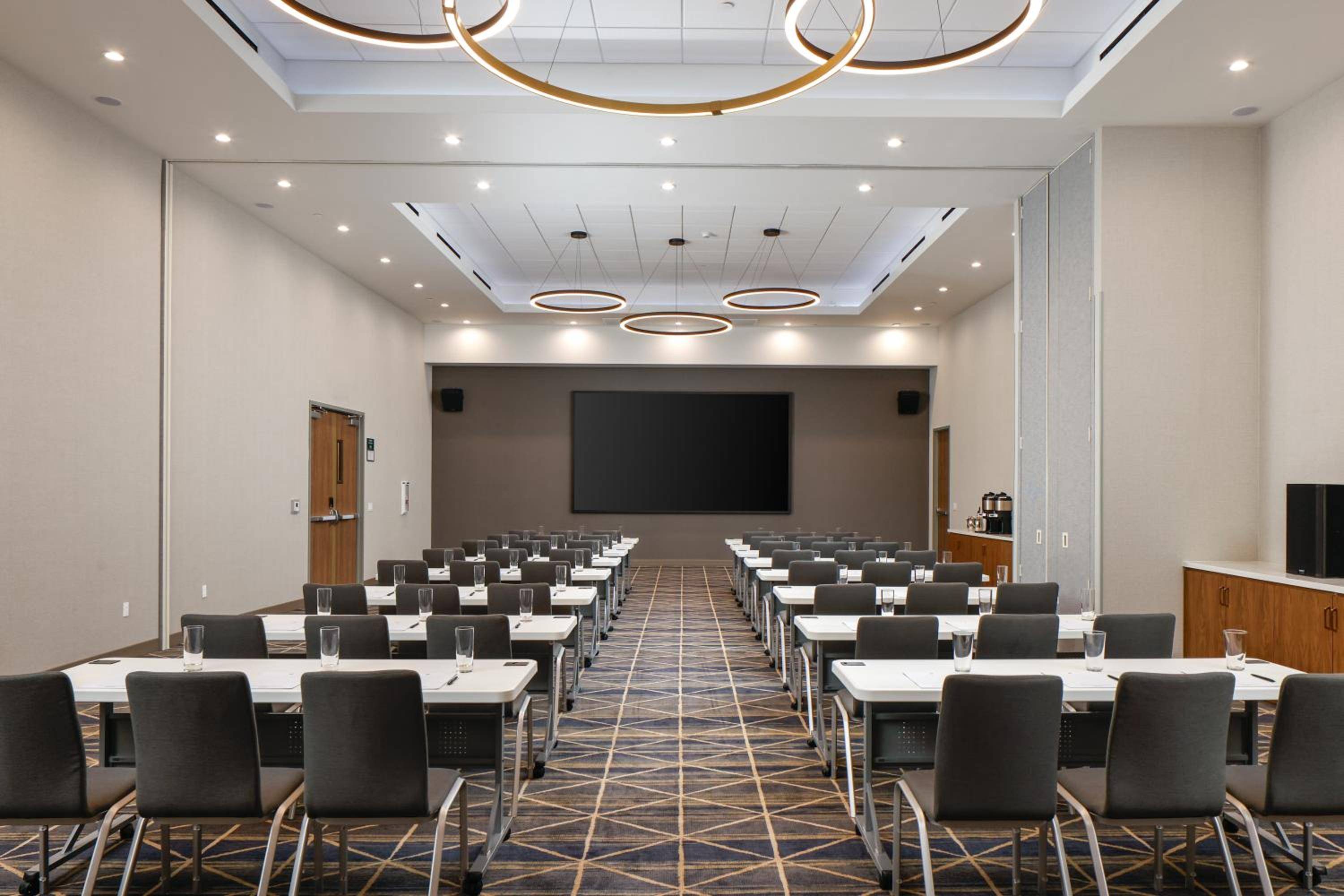 Holiday Inn & Suites Monterey Park Los Angeles, an IHG Hotel