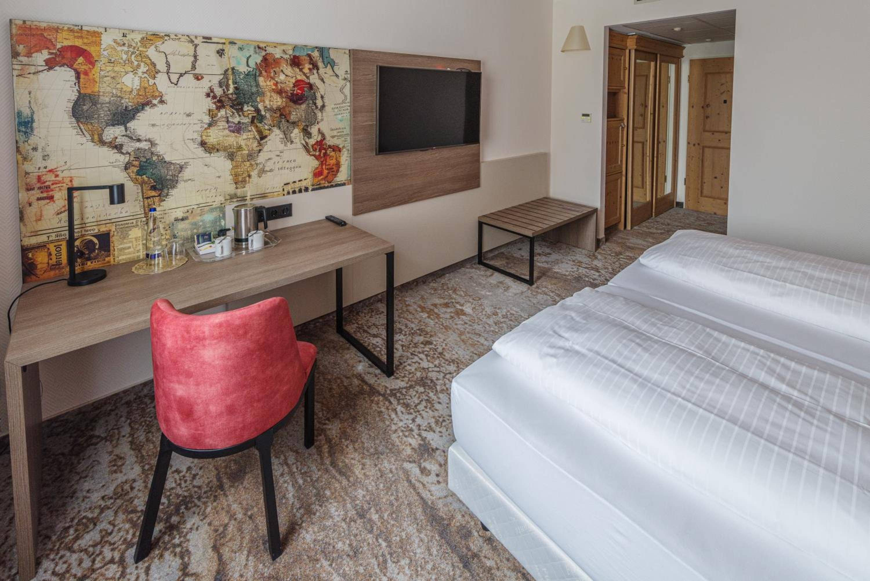 Atomis Hotel Munich Airport by Mercure