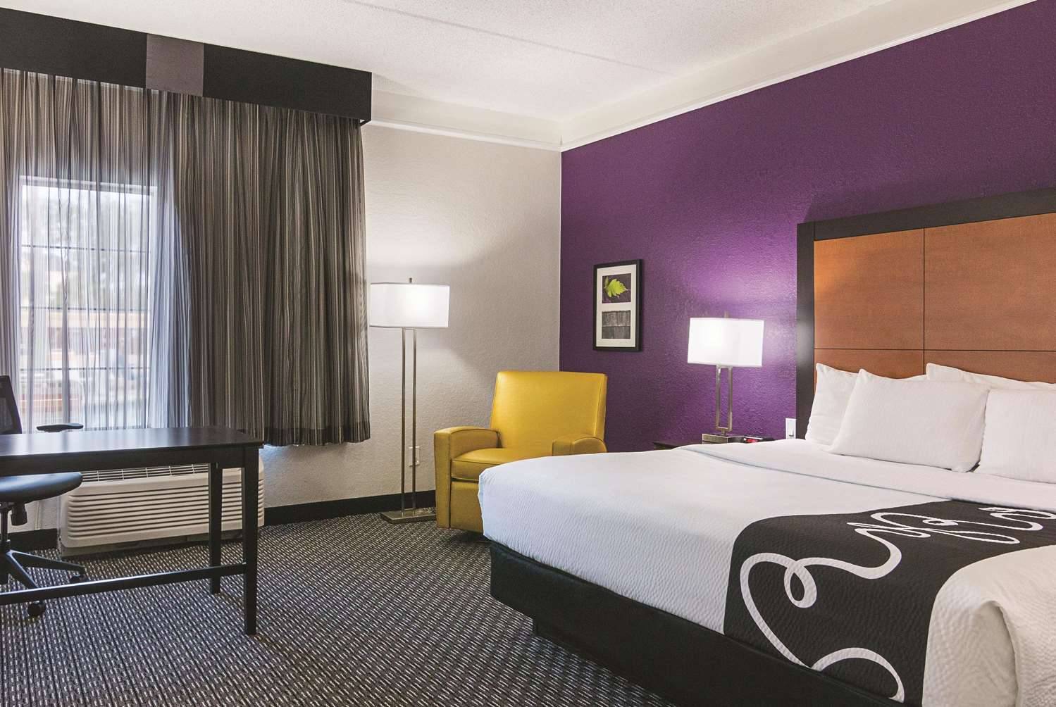 La Quinta by Wyndham Orlando Airport North