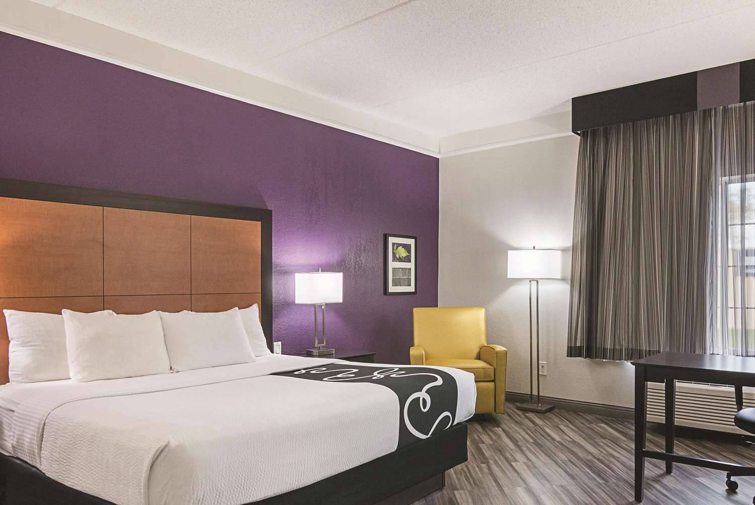 La Quinta by Wyndham Orlando Airport North