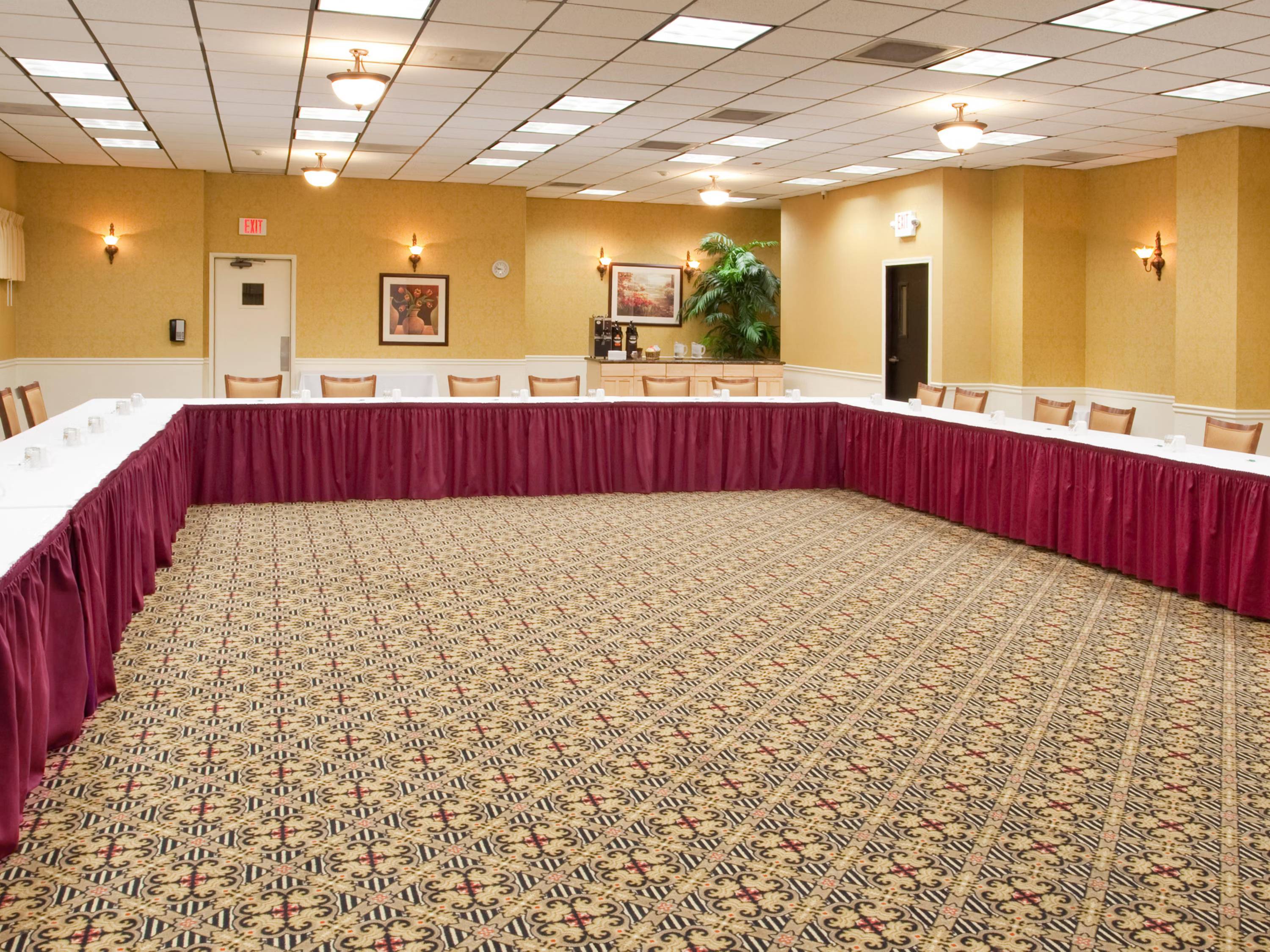 Holiday Inn Rancho Cordova - Northeast Sacramento by IHG