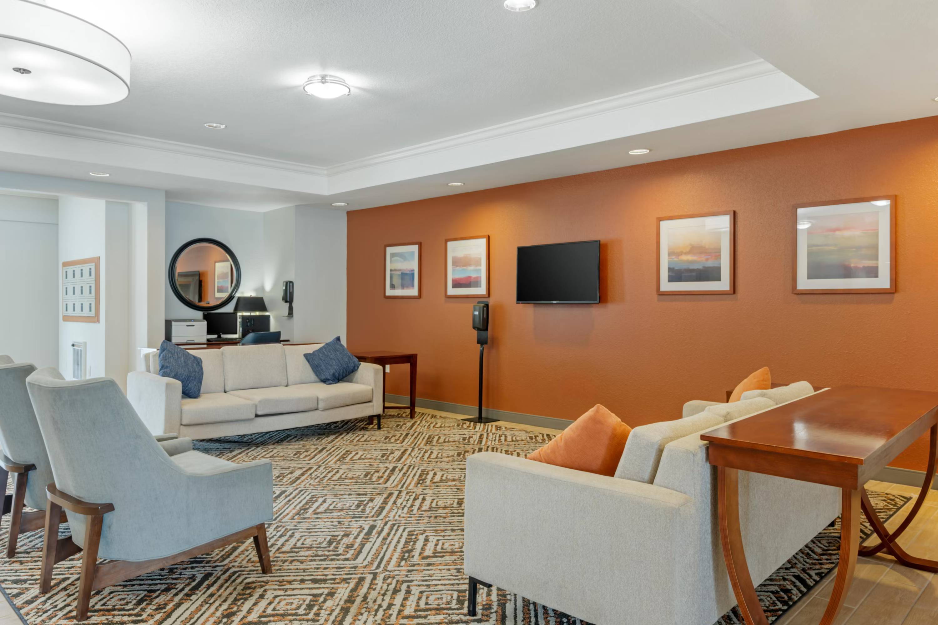 Candlewood Suites Indianapolis East by IHG